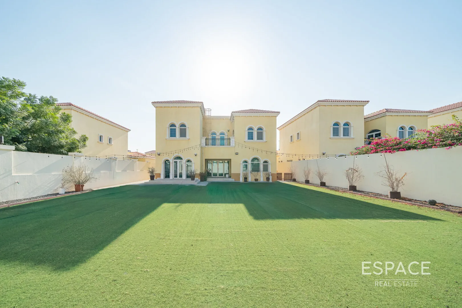 single static gallery