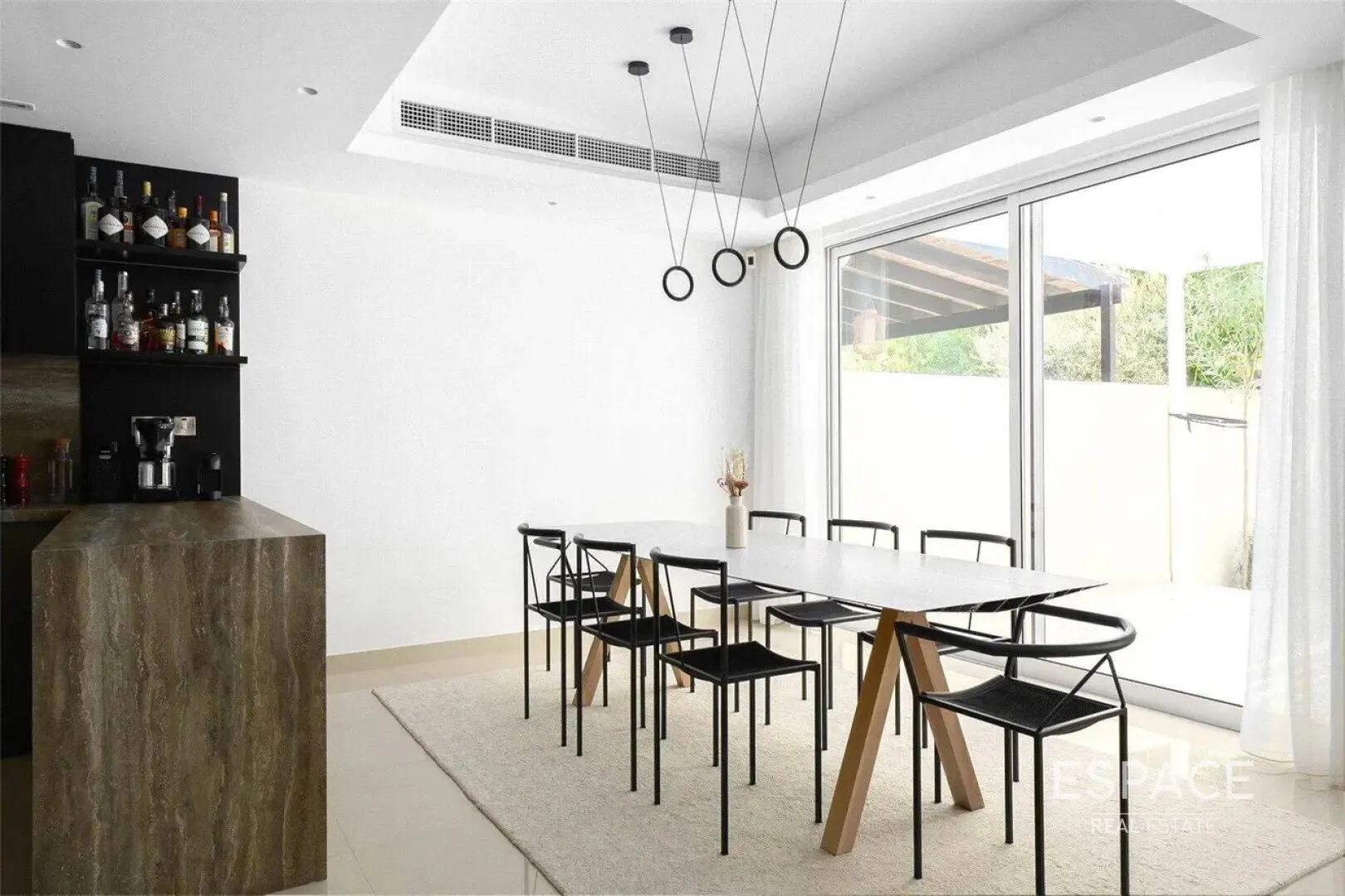 single static gallery