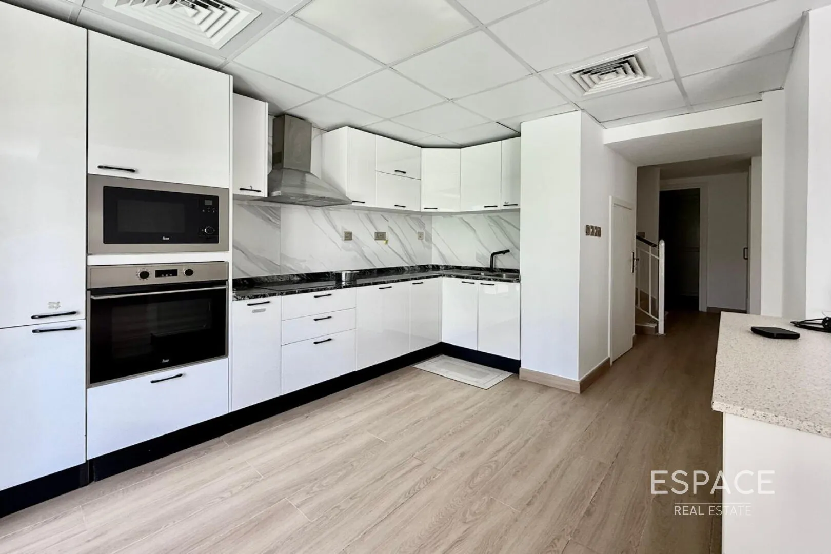 single static gallery