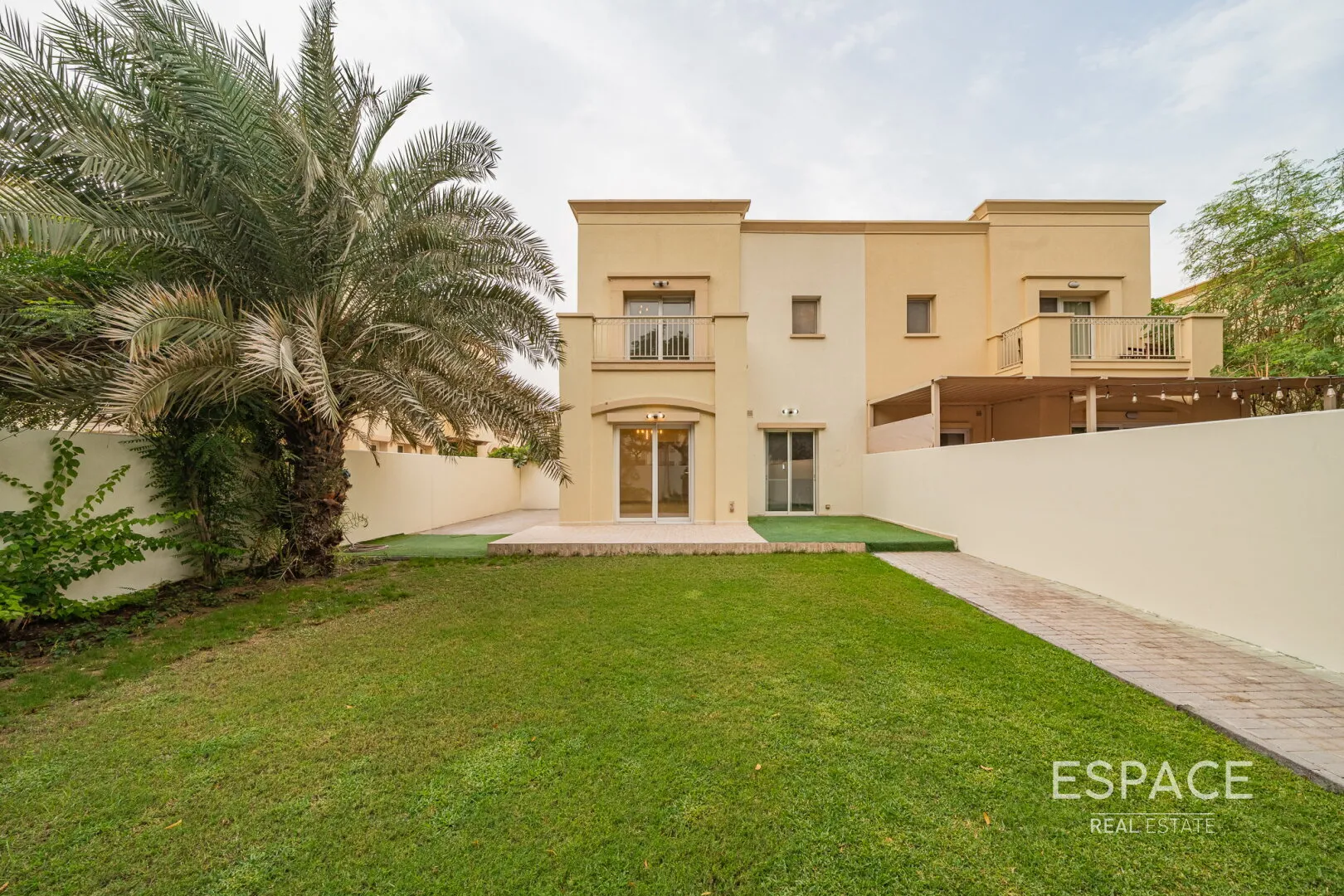 single static gallery