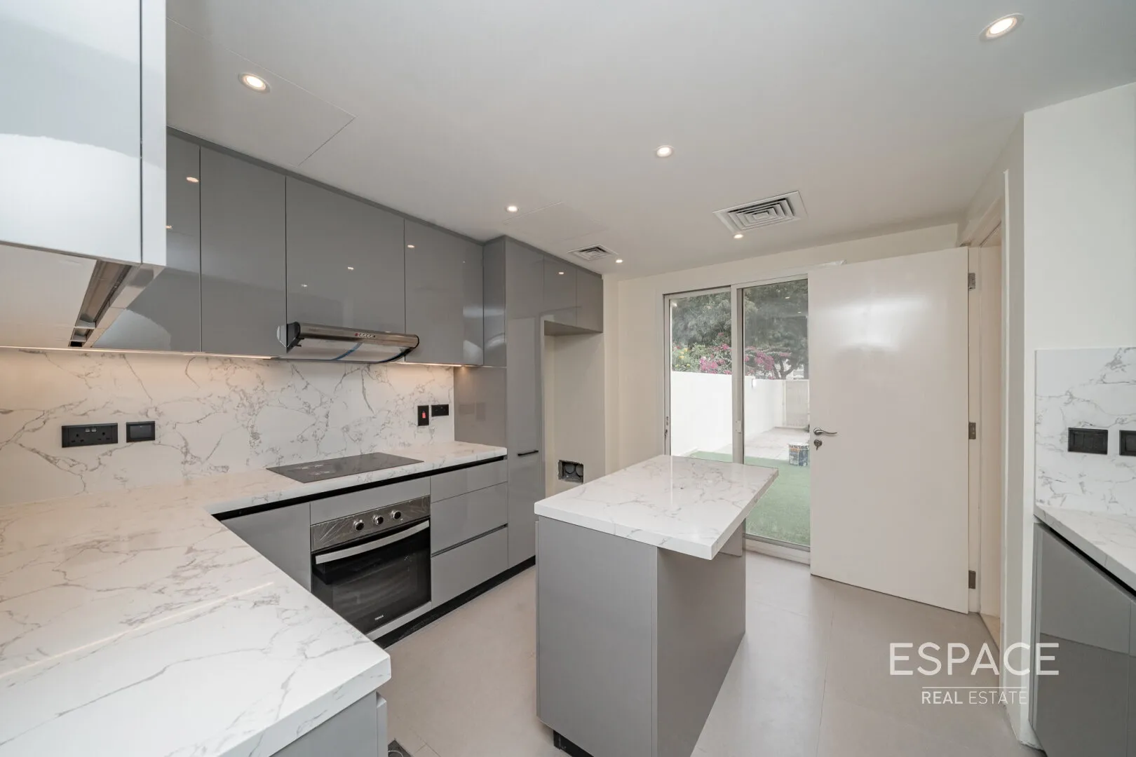 single static gallery