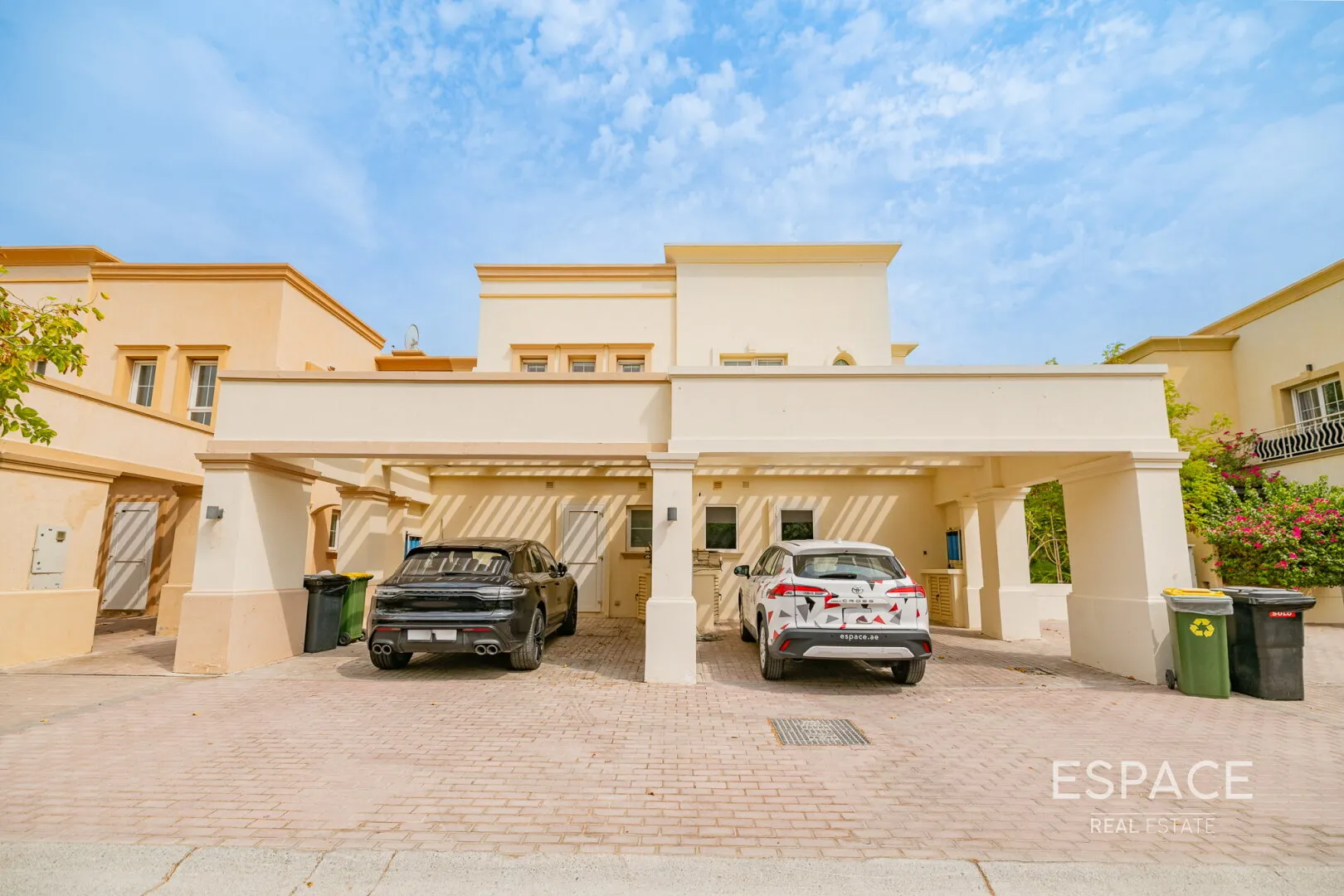 PropertiesGalleryCamera