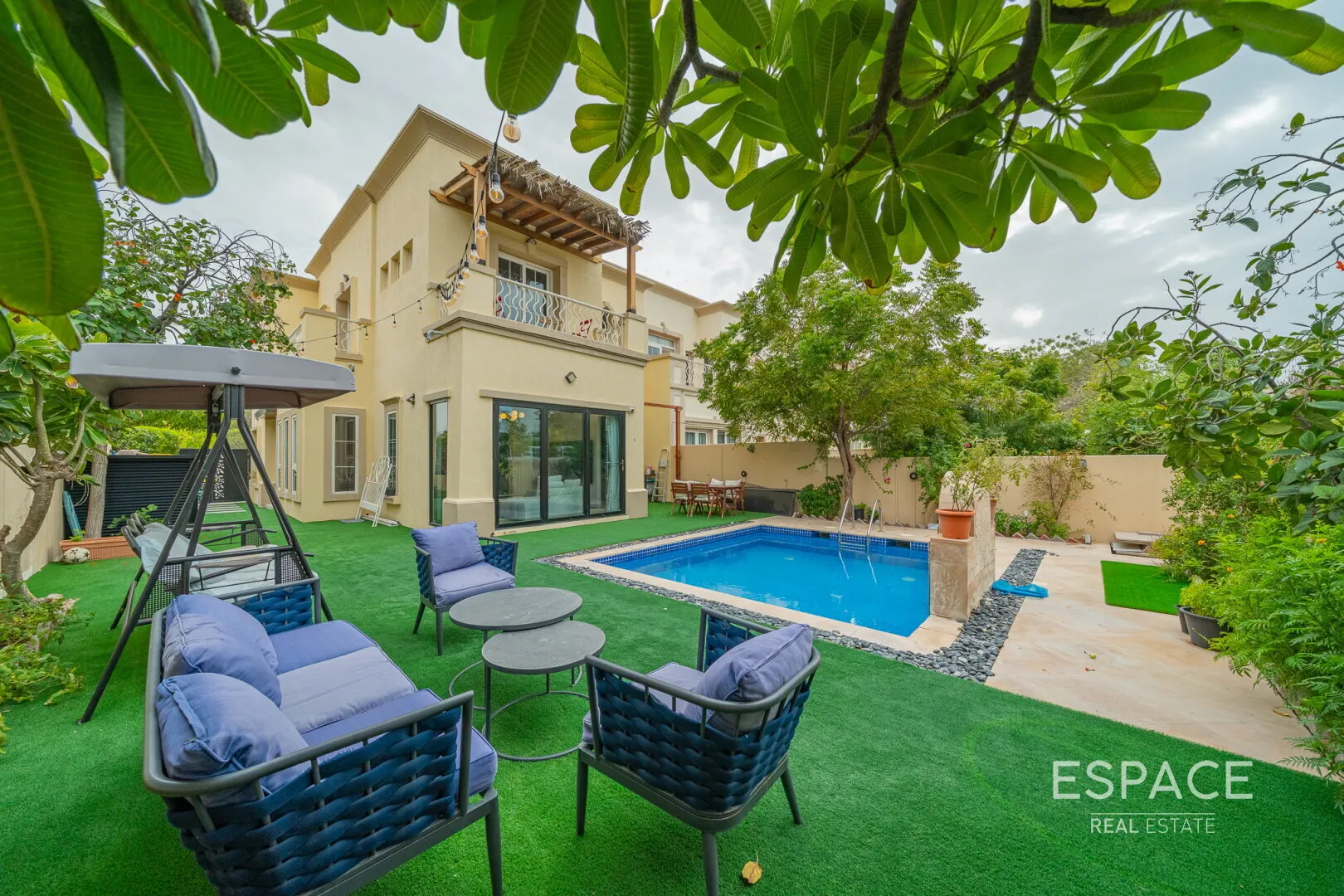 single static gallery