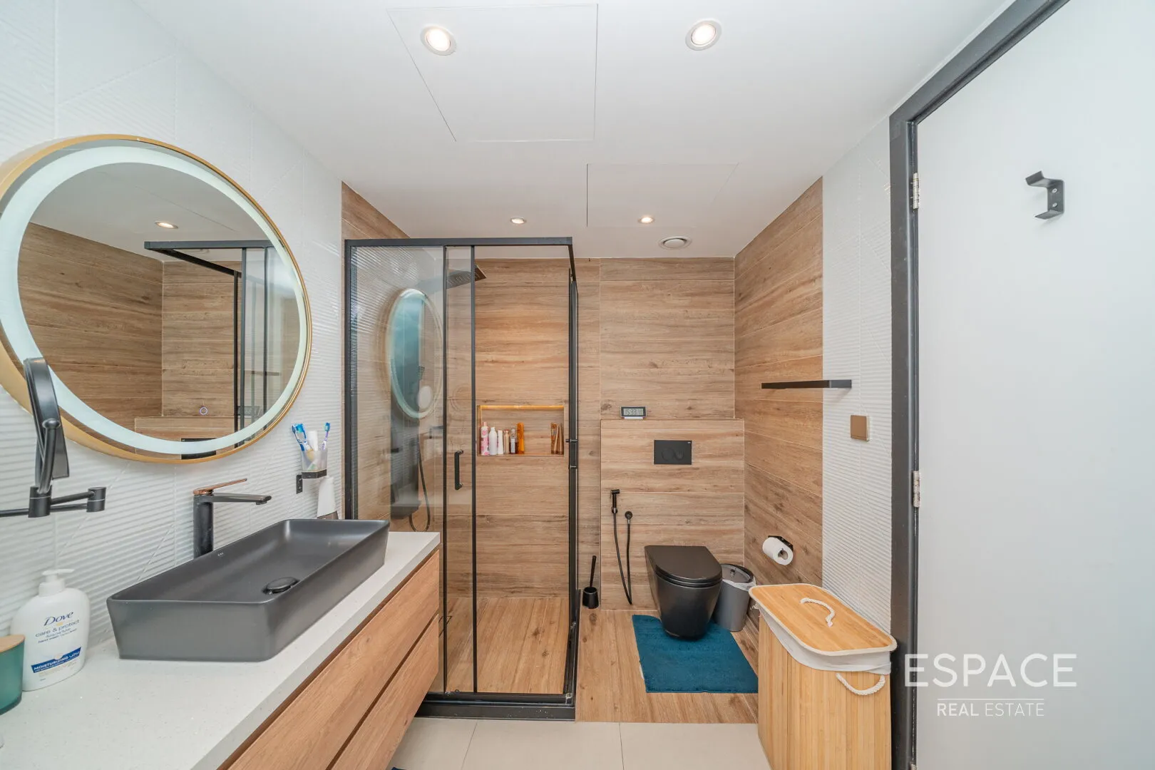 PropertiesGalleryCamera