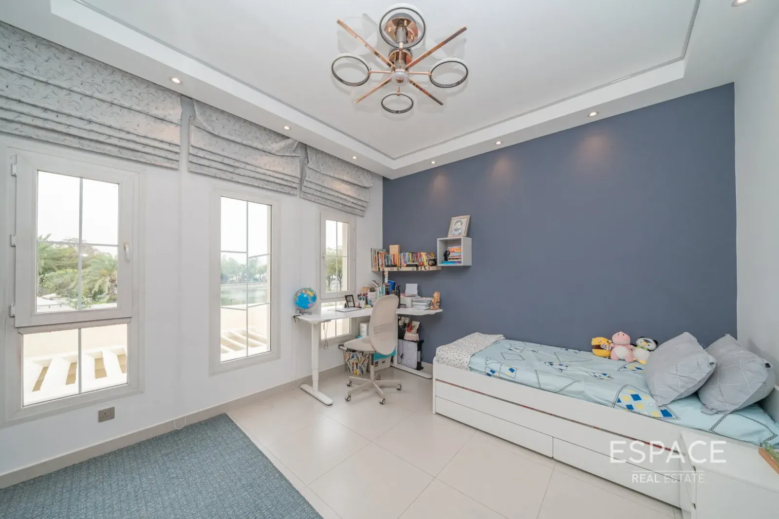 PropertiesGalleryCamera