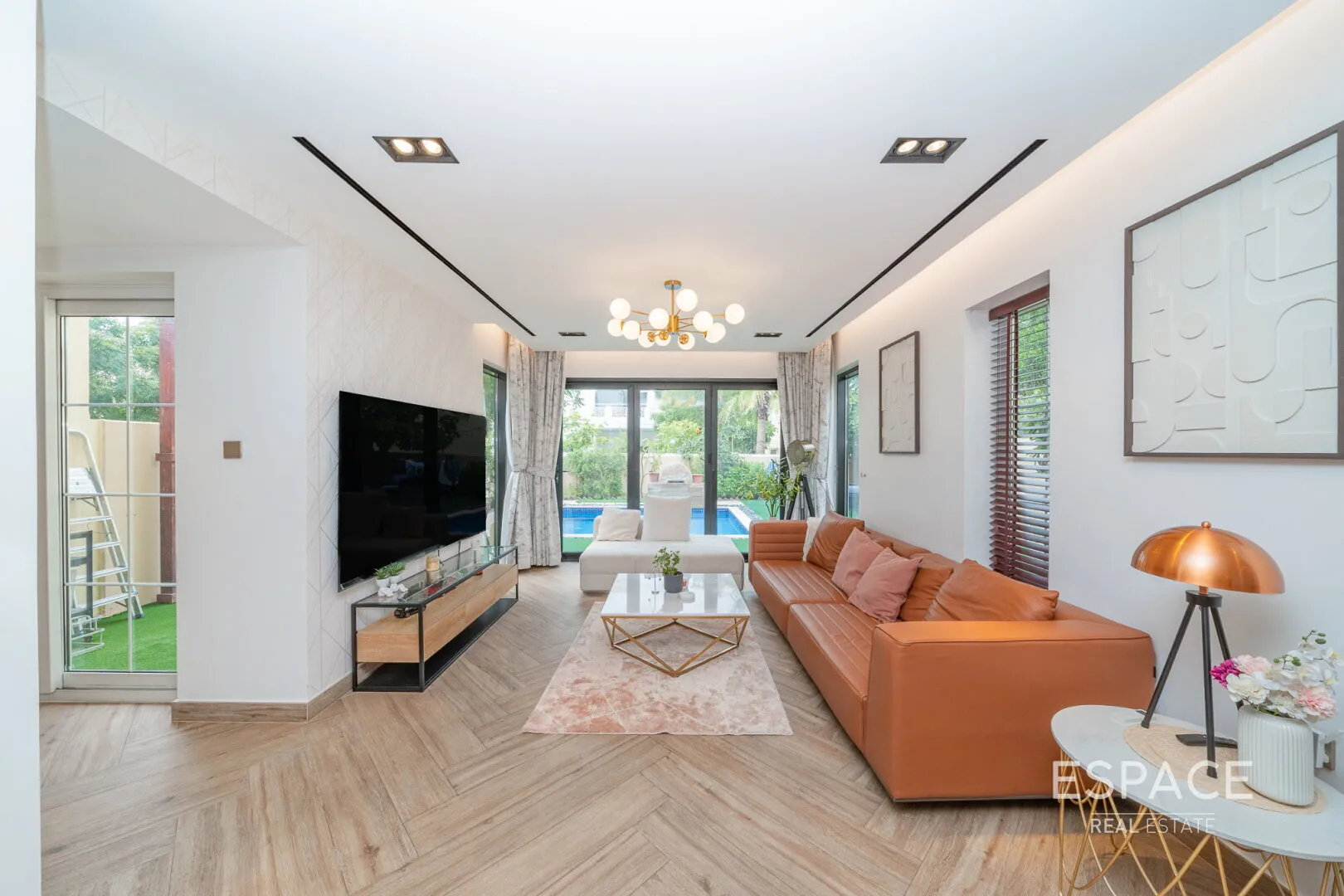 single static gallery