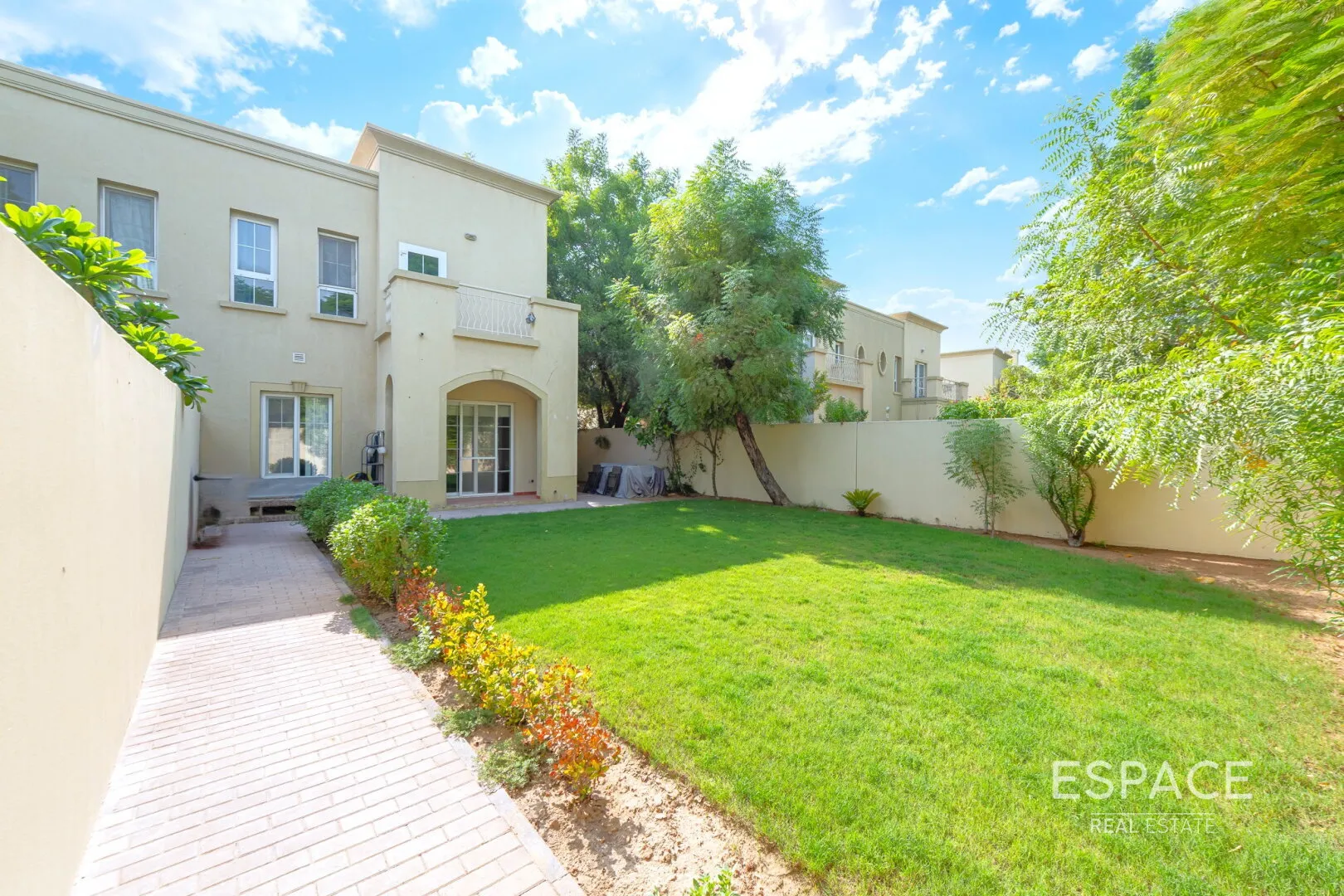 single static gallery