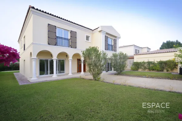 Green Community West, Green Community, Dubai - Espace