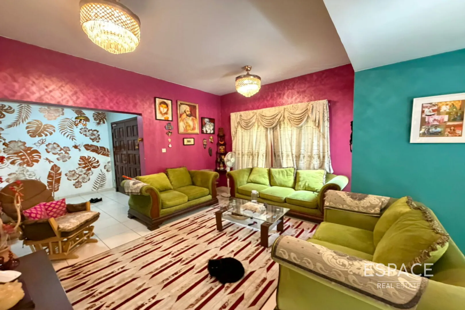 single static gallery