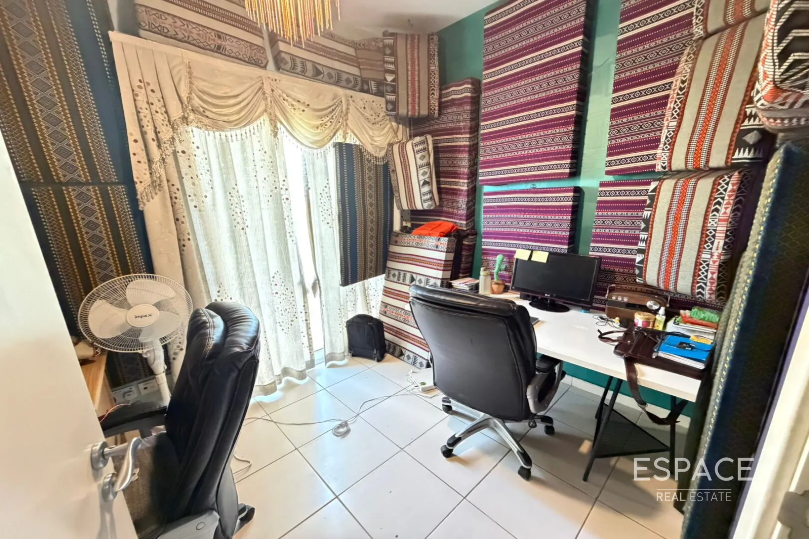 PropertiesGalleryCamera