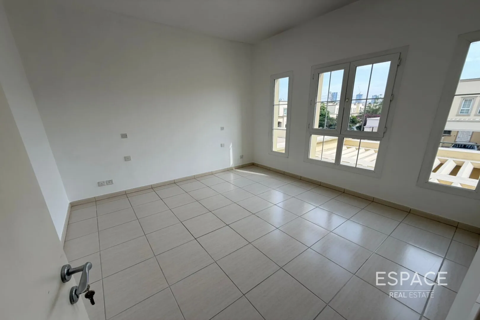 single static gallery