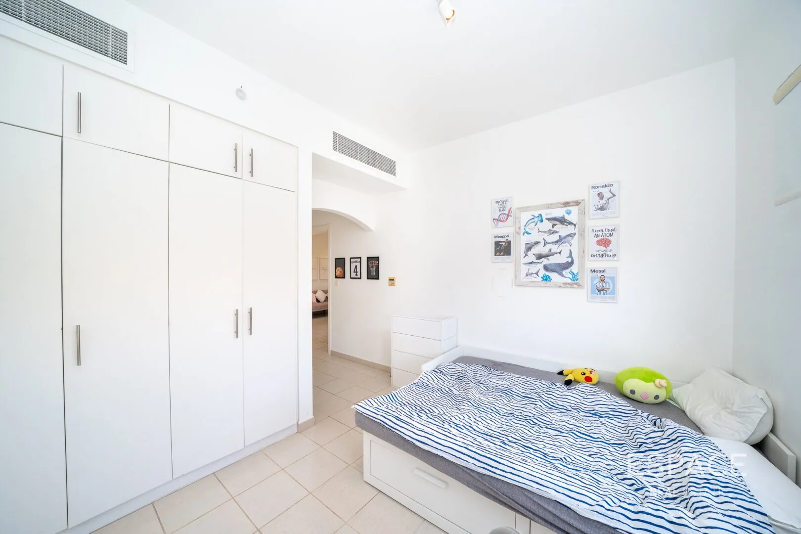 PropertiesGalleryCamera