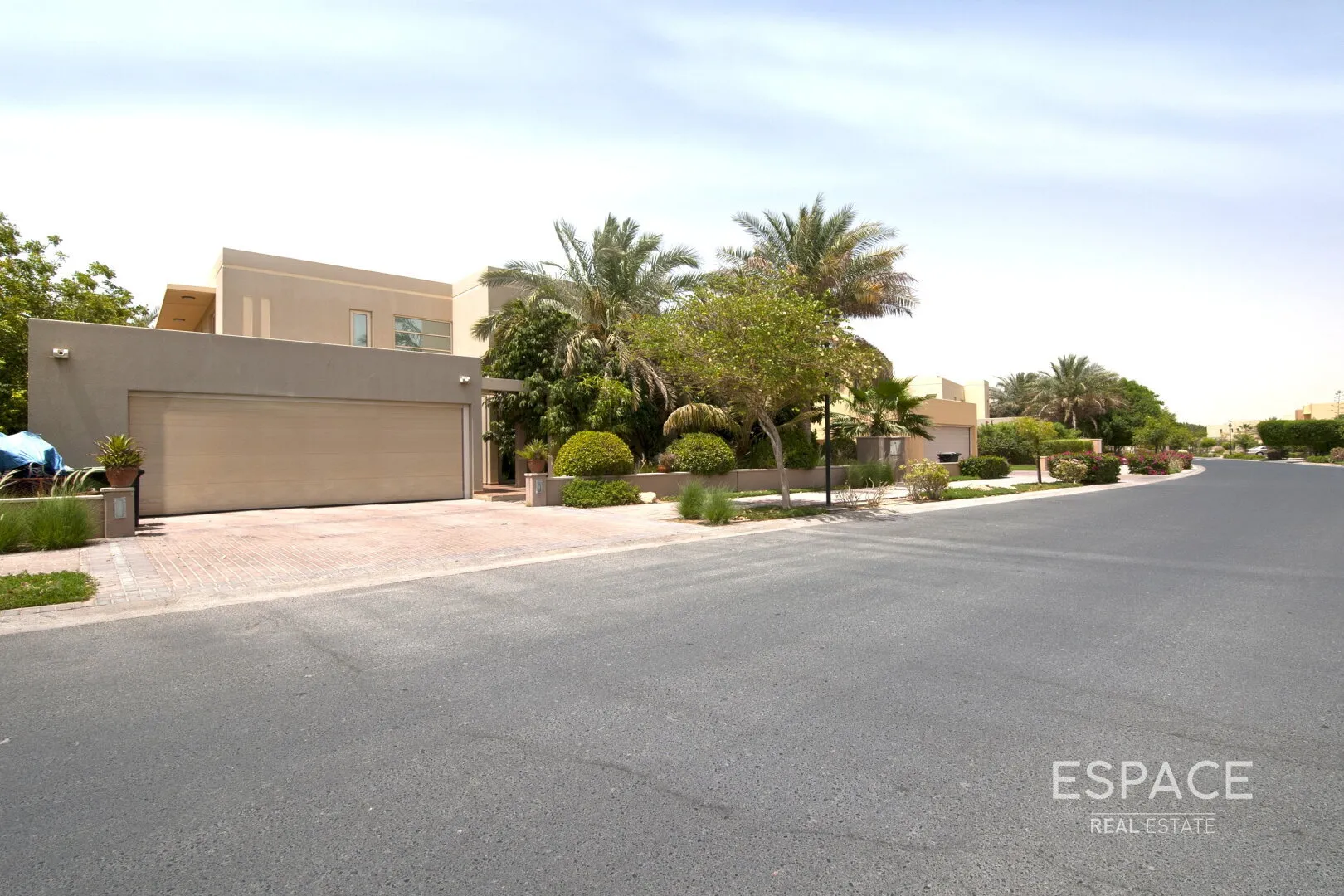 PropertiesGalleryCamera