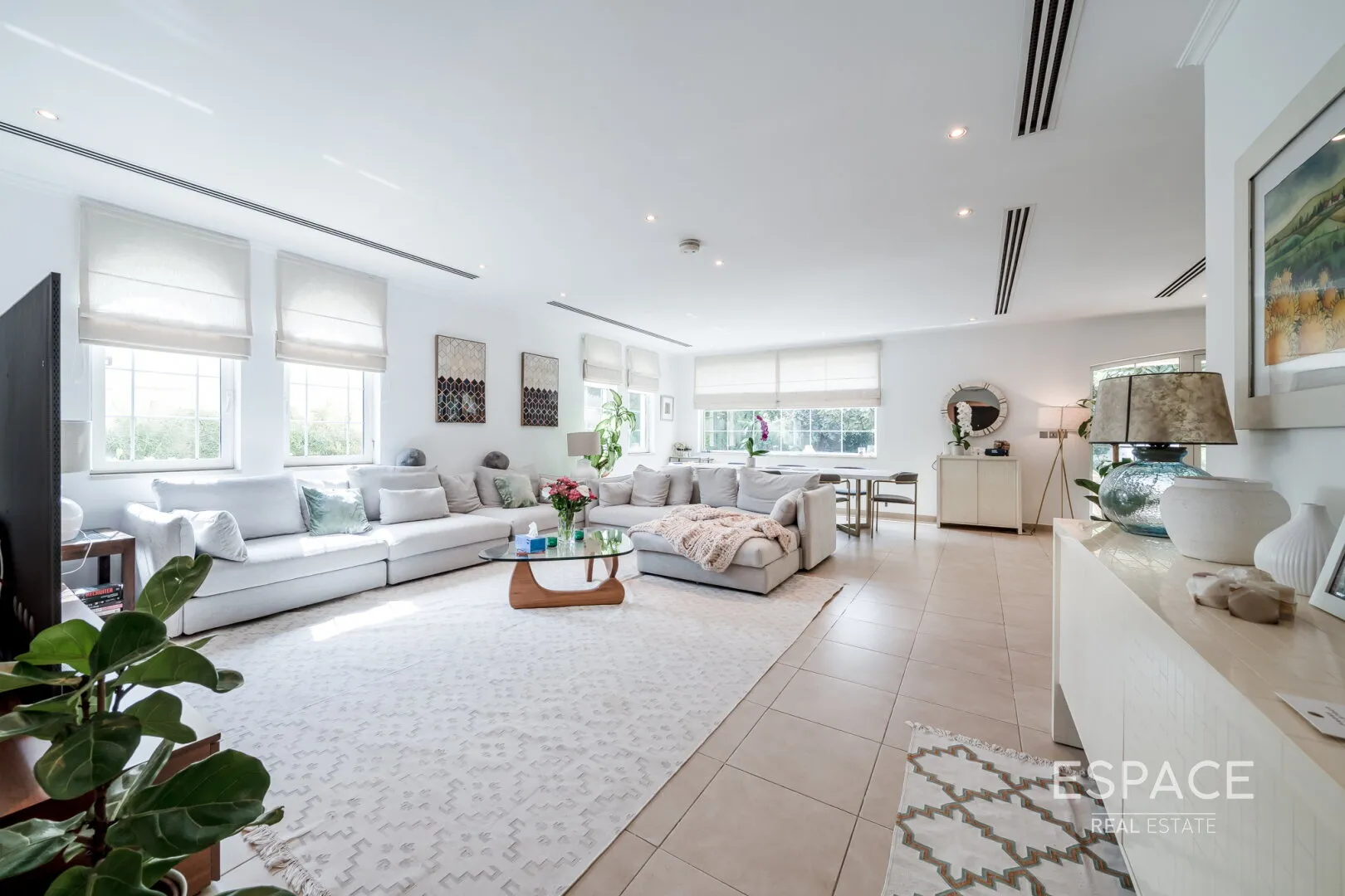 single static gallery