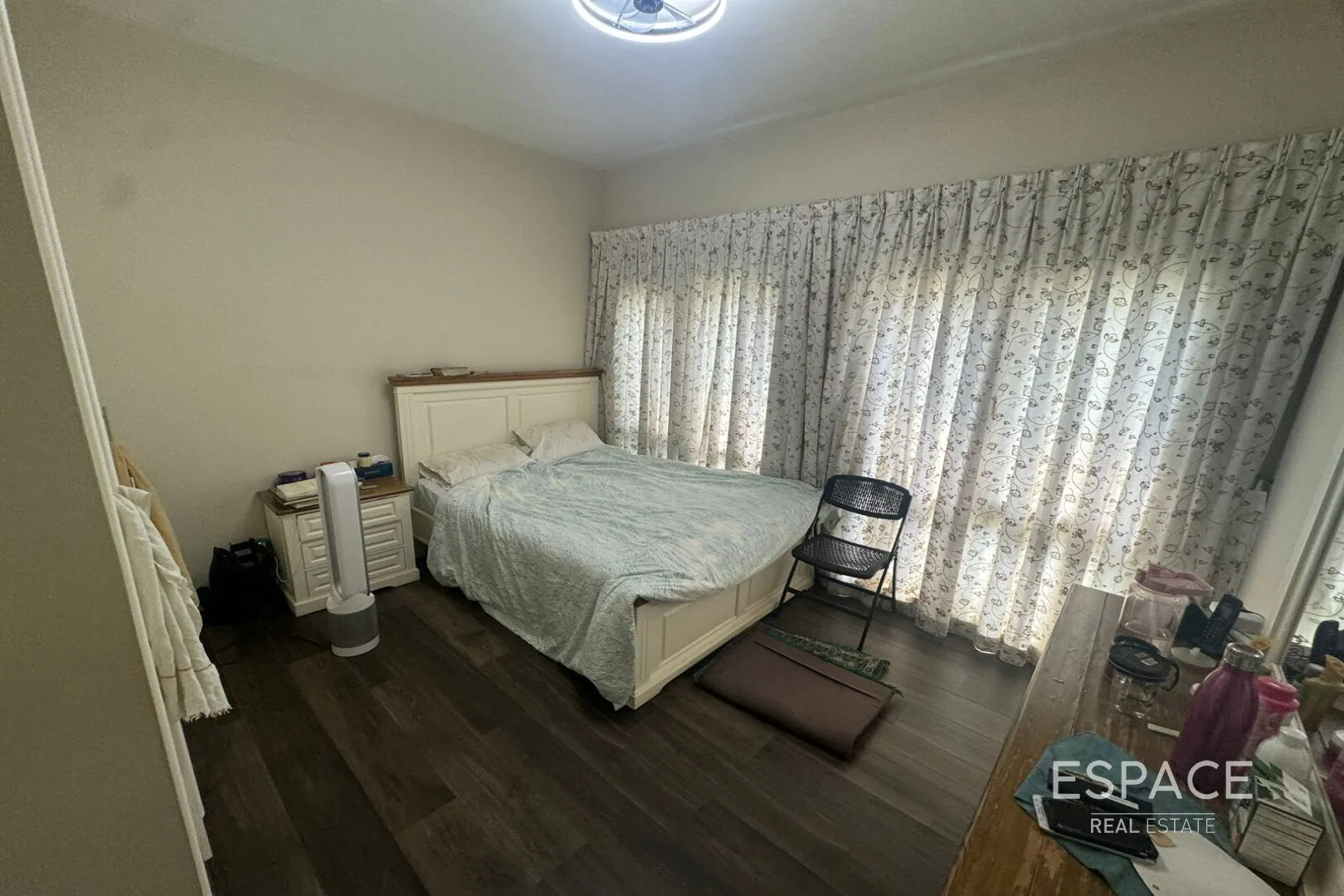 PropertiesGalleryCamera