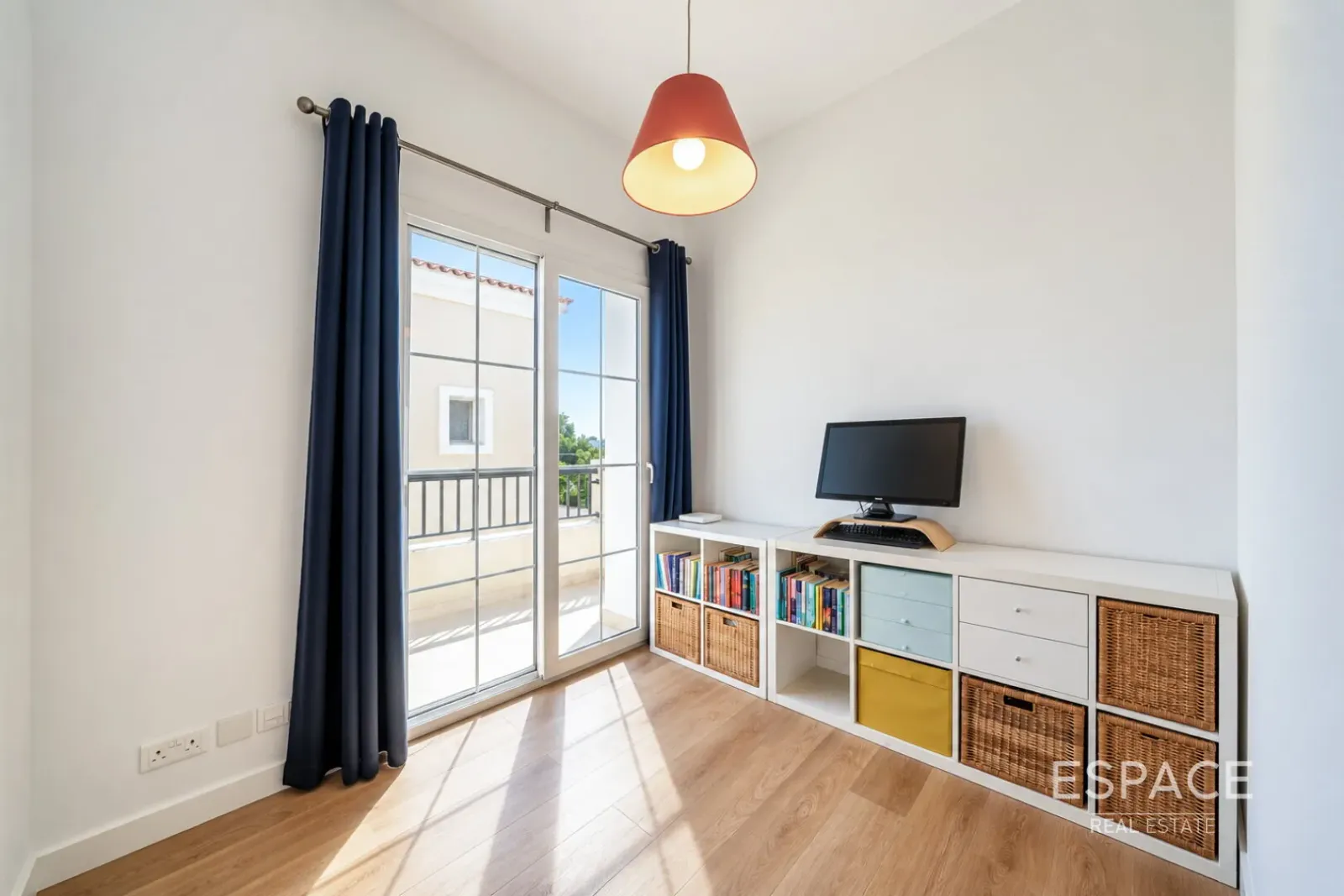 PropertiesGalleryCamera