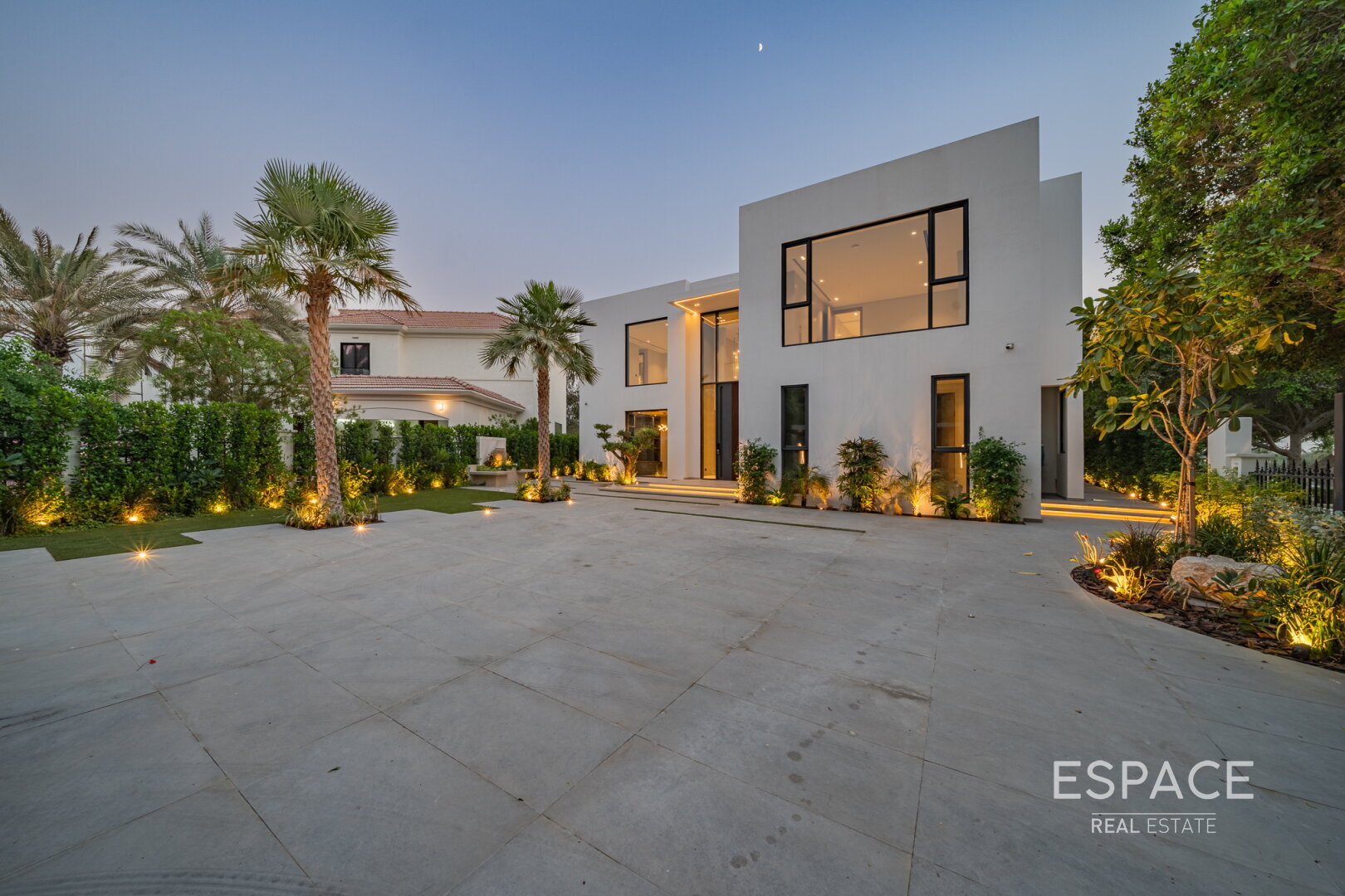 single static gallery