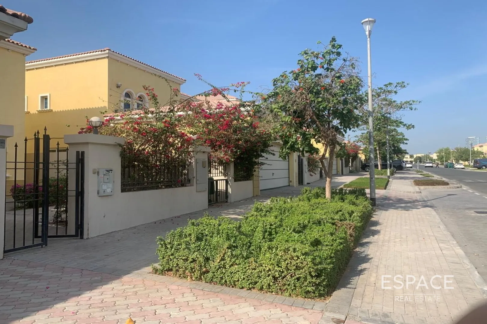 PropertiesGalleryCamera