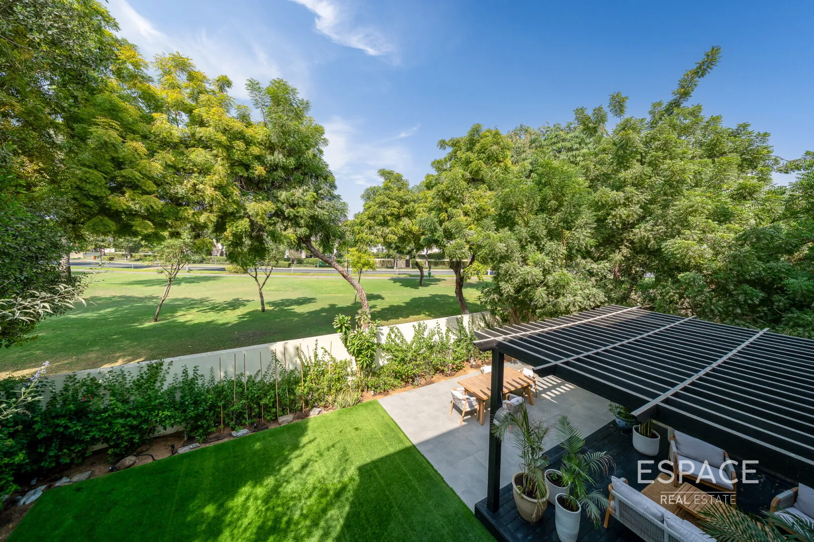 single static gallery