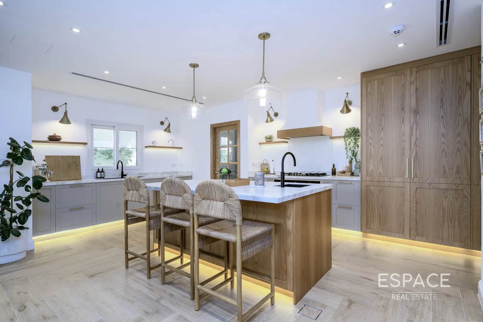 single static gallery