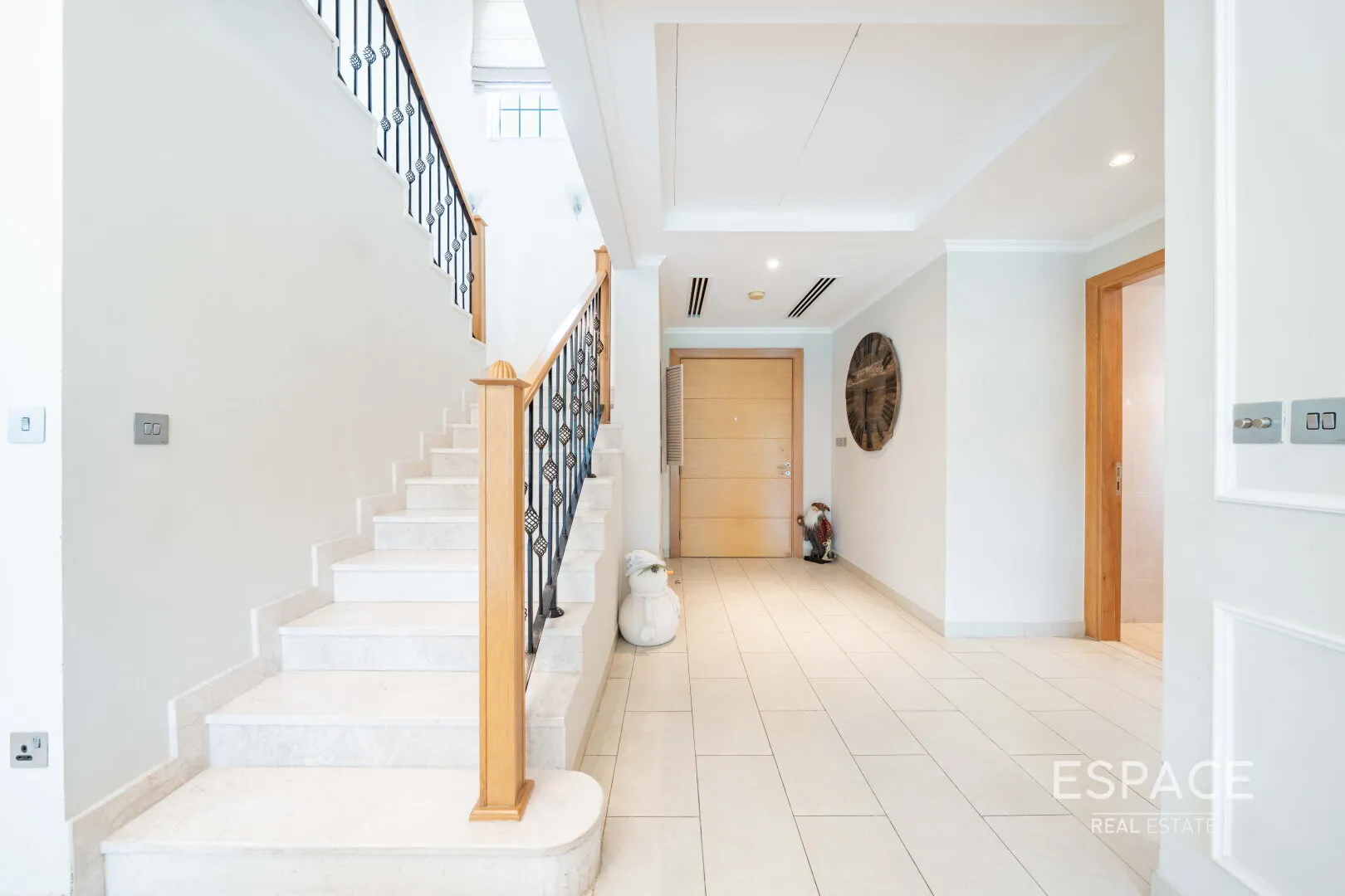 single static gallery