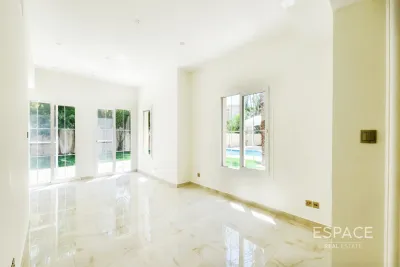 Springs 11, Springs, Dubai - Espace