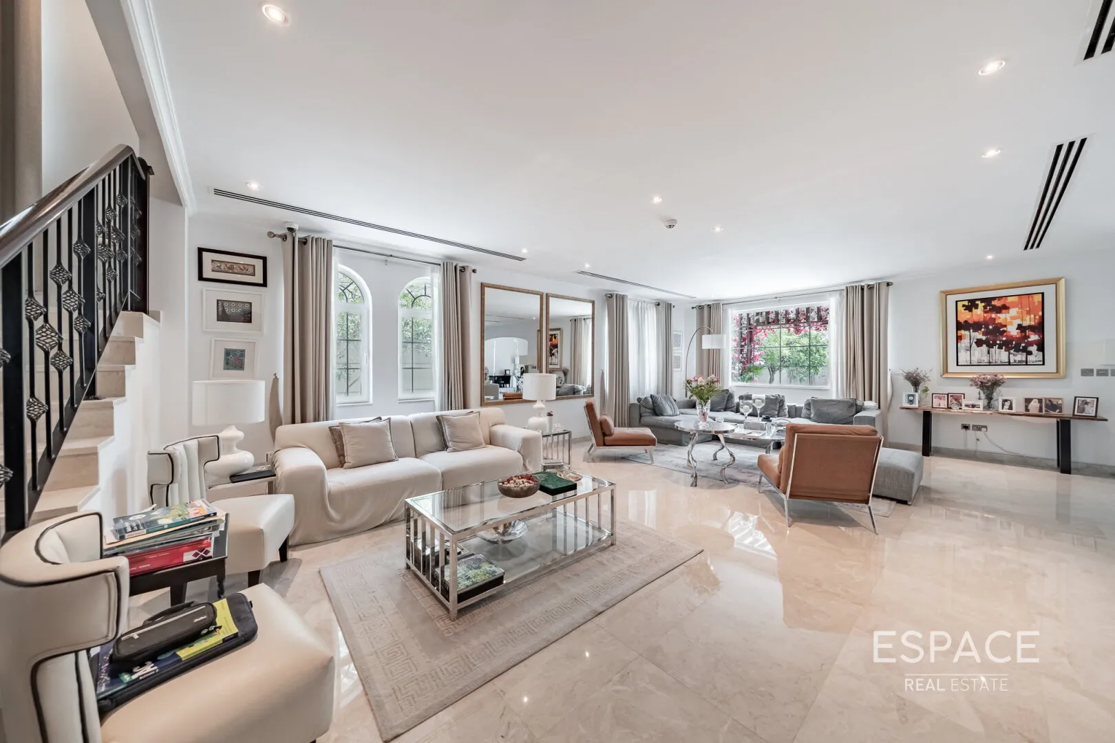 single static gallery