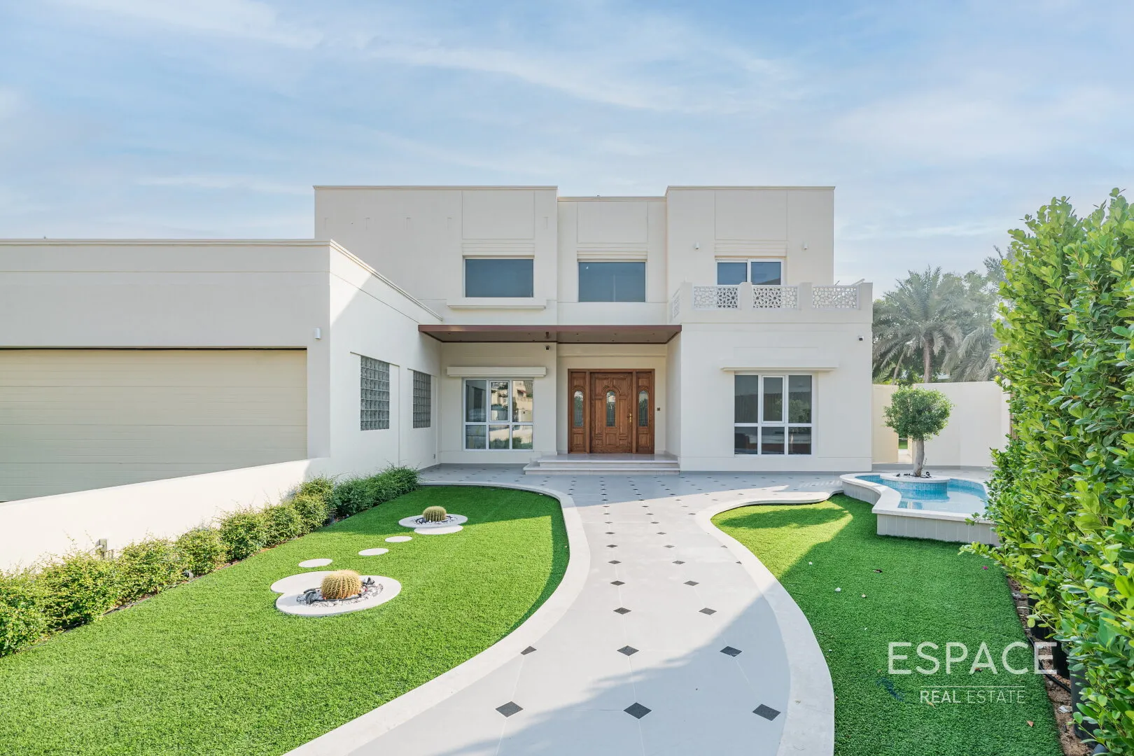 PropertiesGalleryCamera