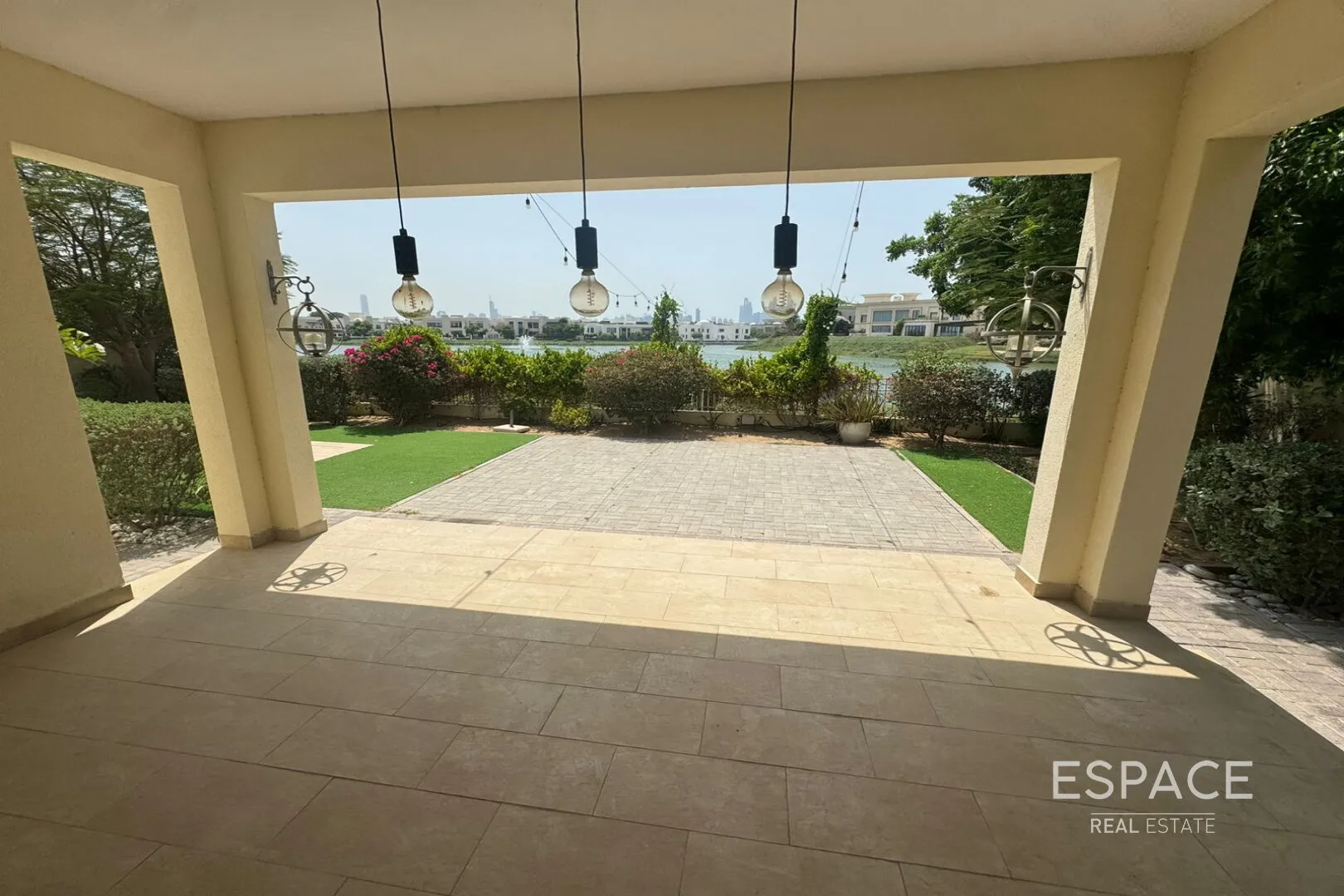 PropertiesGalleryCamera
