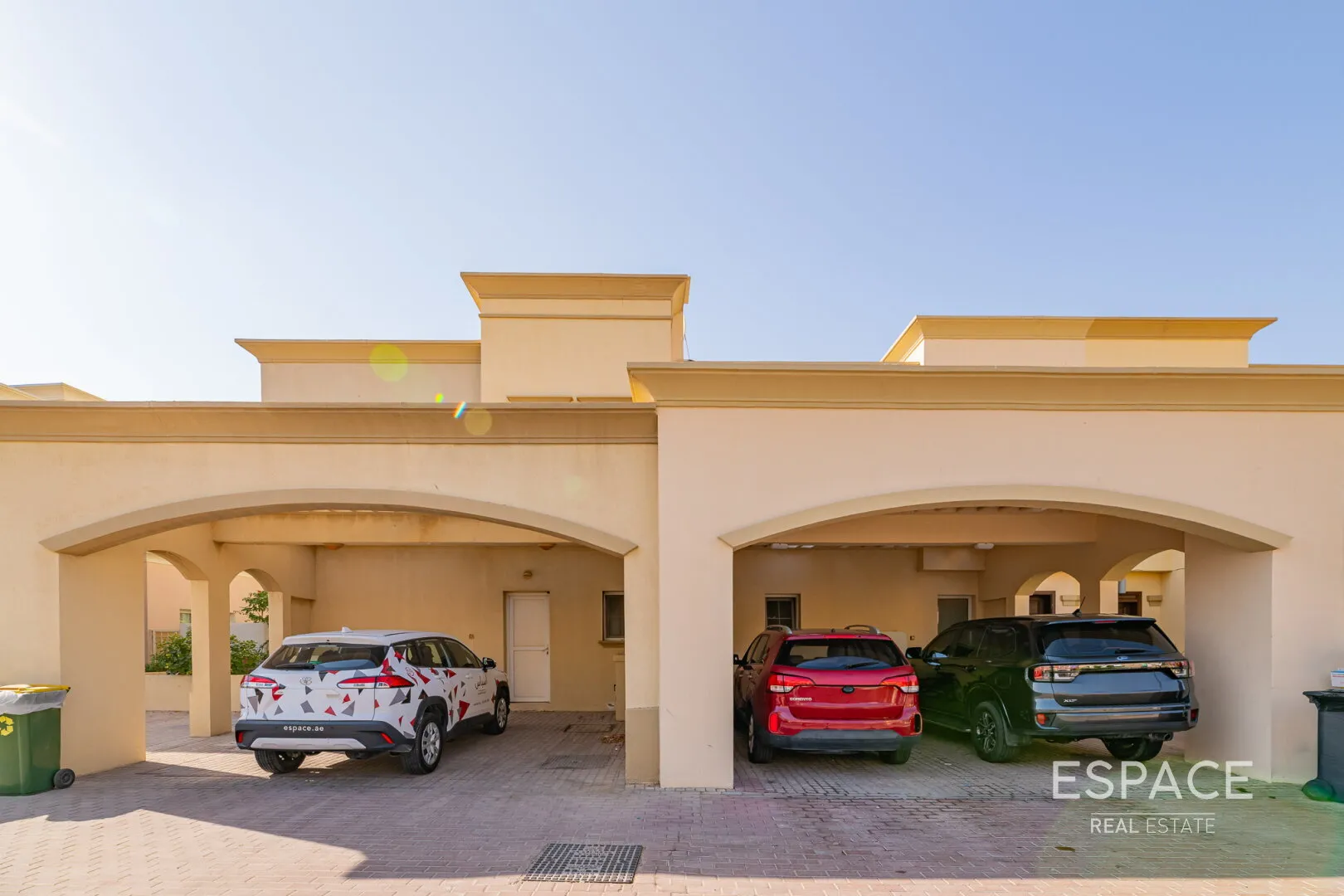 PropertiesGalleryCamera