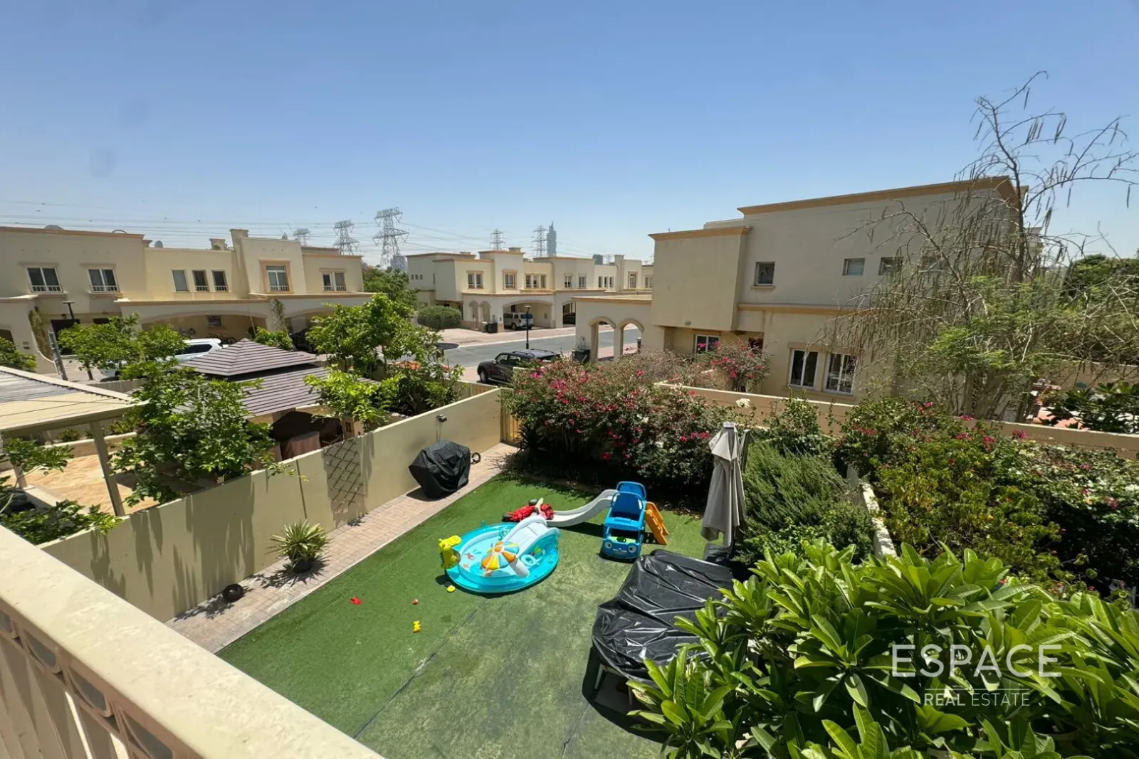 PropertiesGalleryCamera