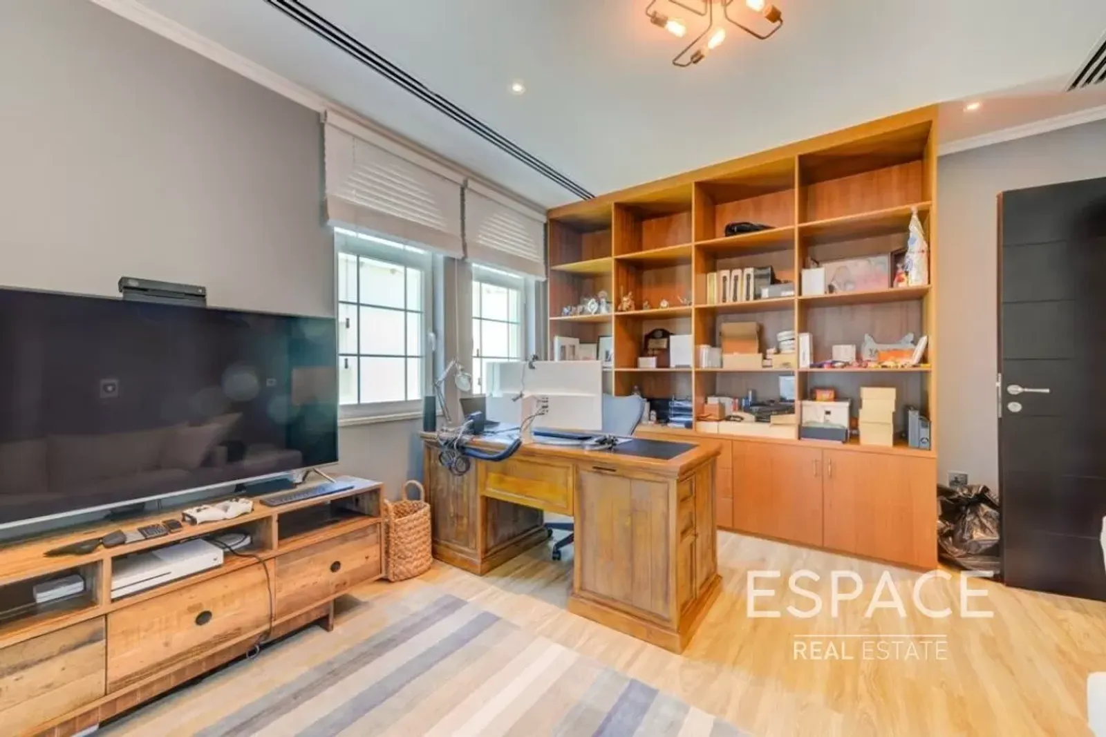 PropertiesGalleryCamera