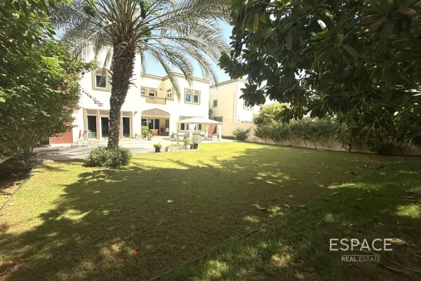 Regional, Jumeirah Park, Dubai - Espace