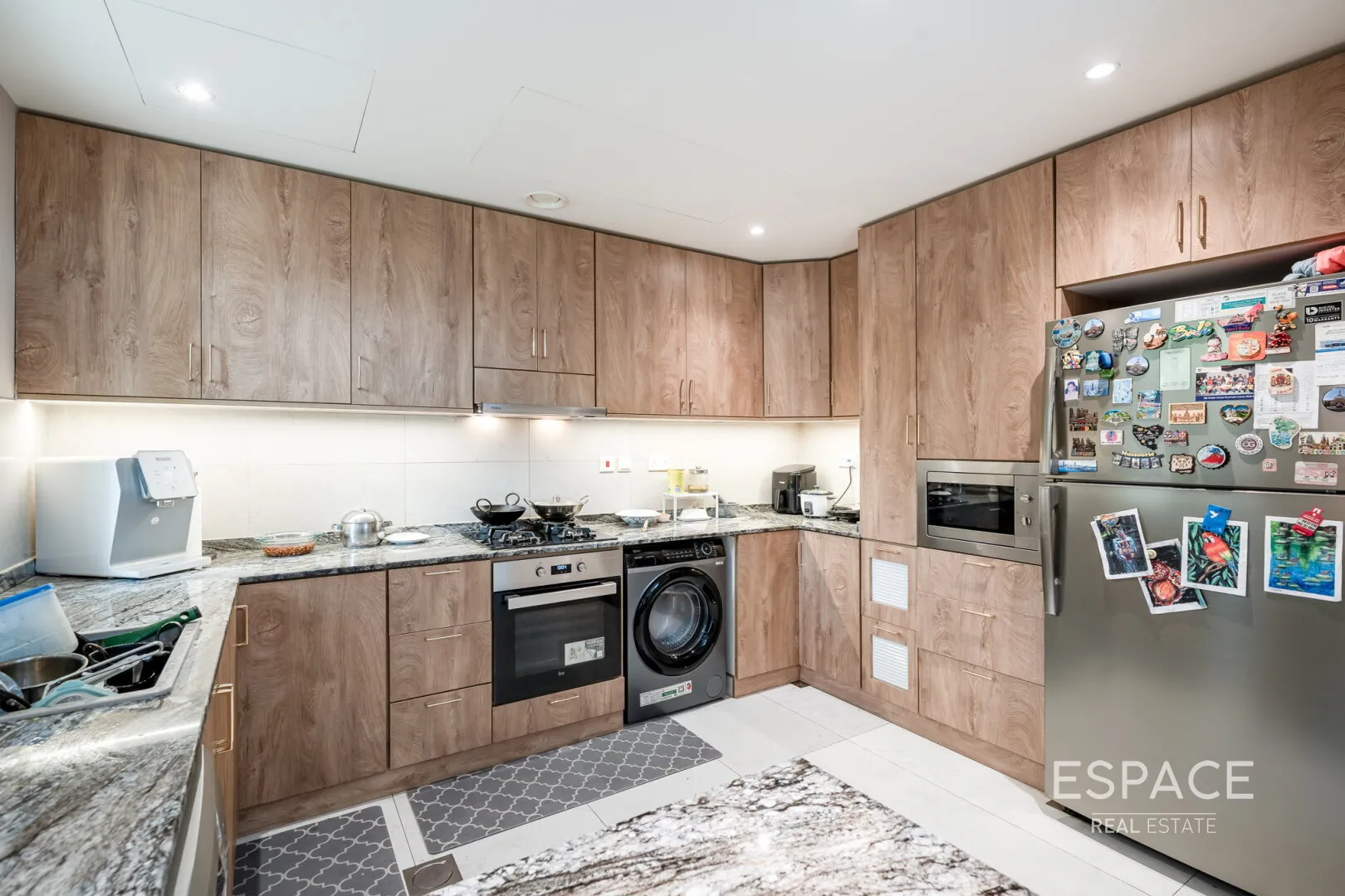 single static gallery