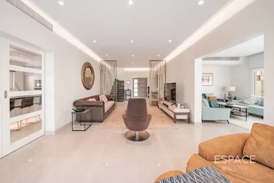 Meadows 5, Meadows, Dubai - Espace