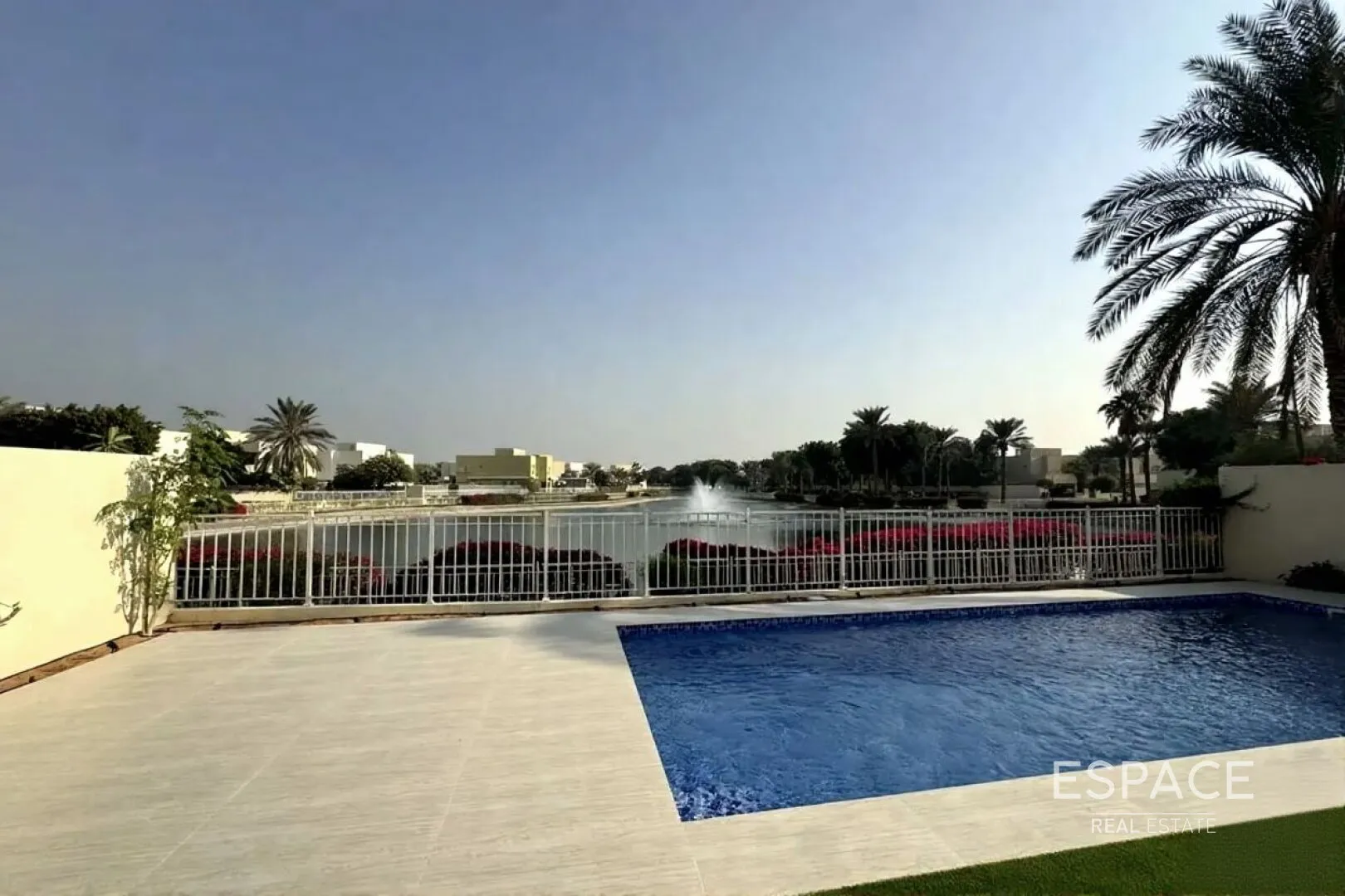 single static gallery