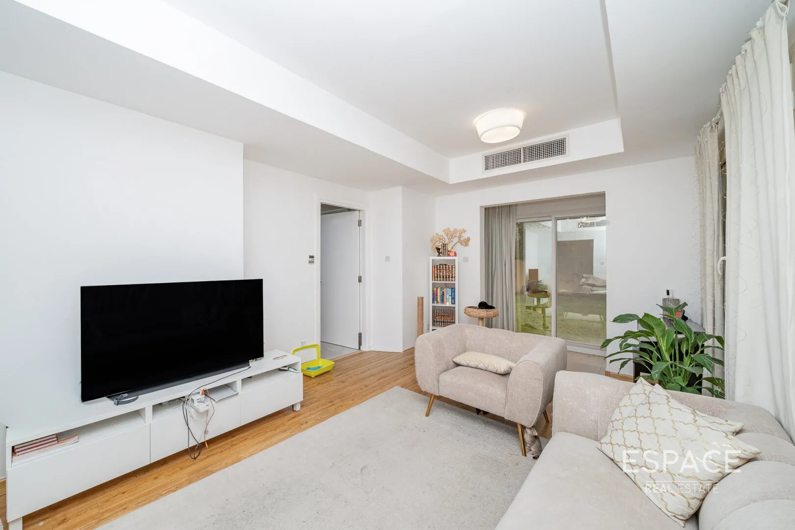 single static gallery