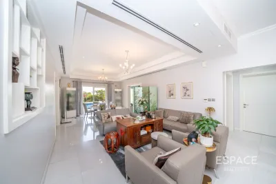 Meadows 5, Meadows, Dubai - Espace