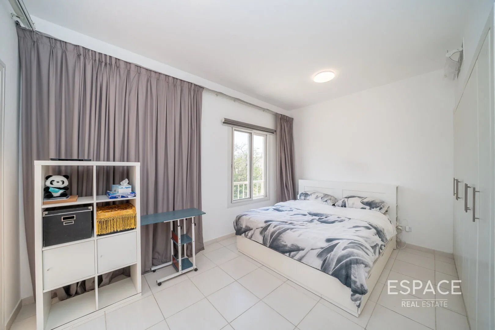PropertiesGalleryCamera