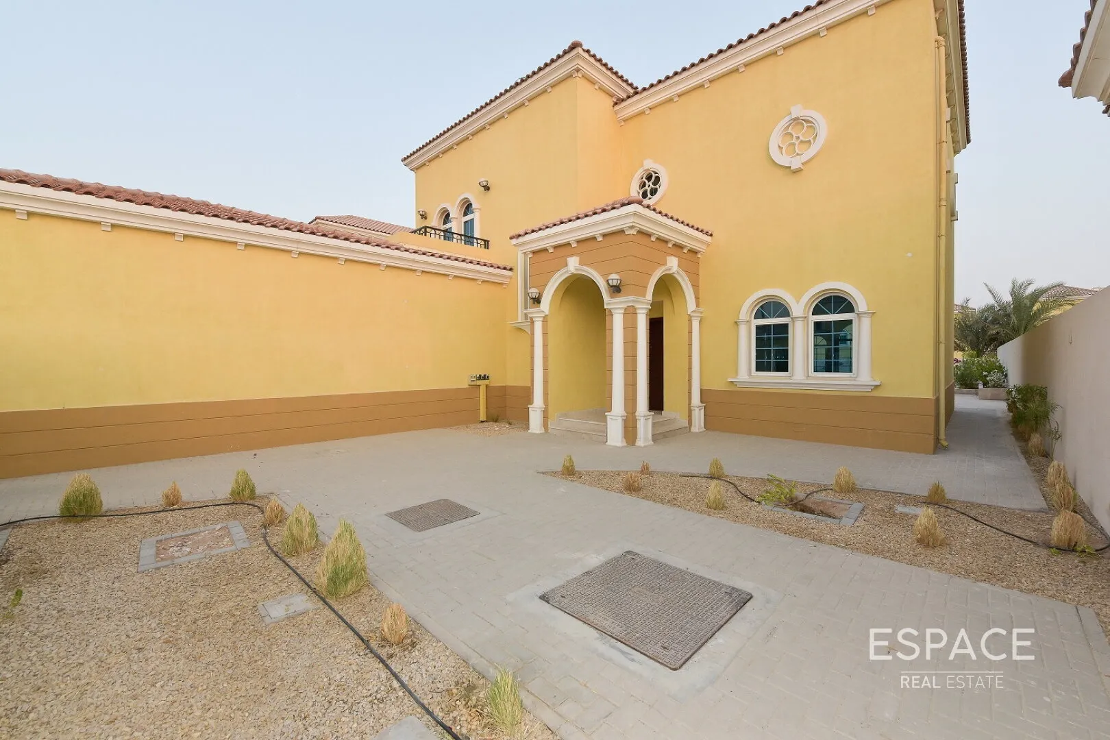PropertiesGalleryCamera