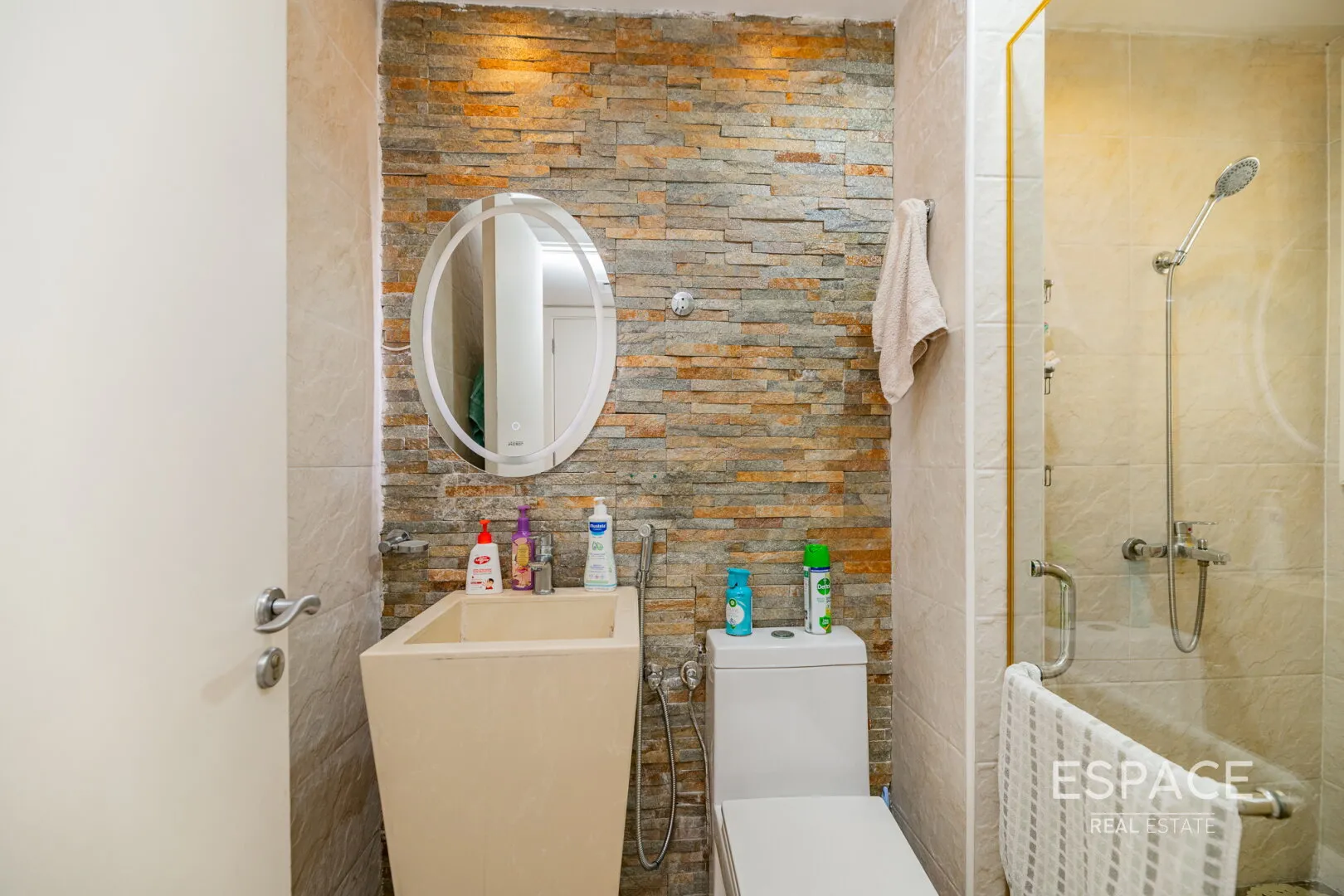 PropertiesGalleryCamera