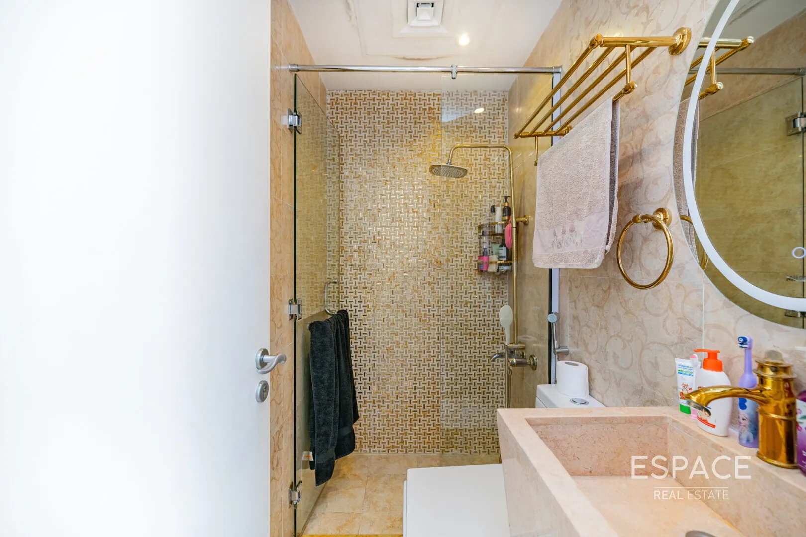 PropertiesGalleryCamera