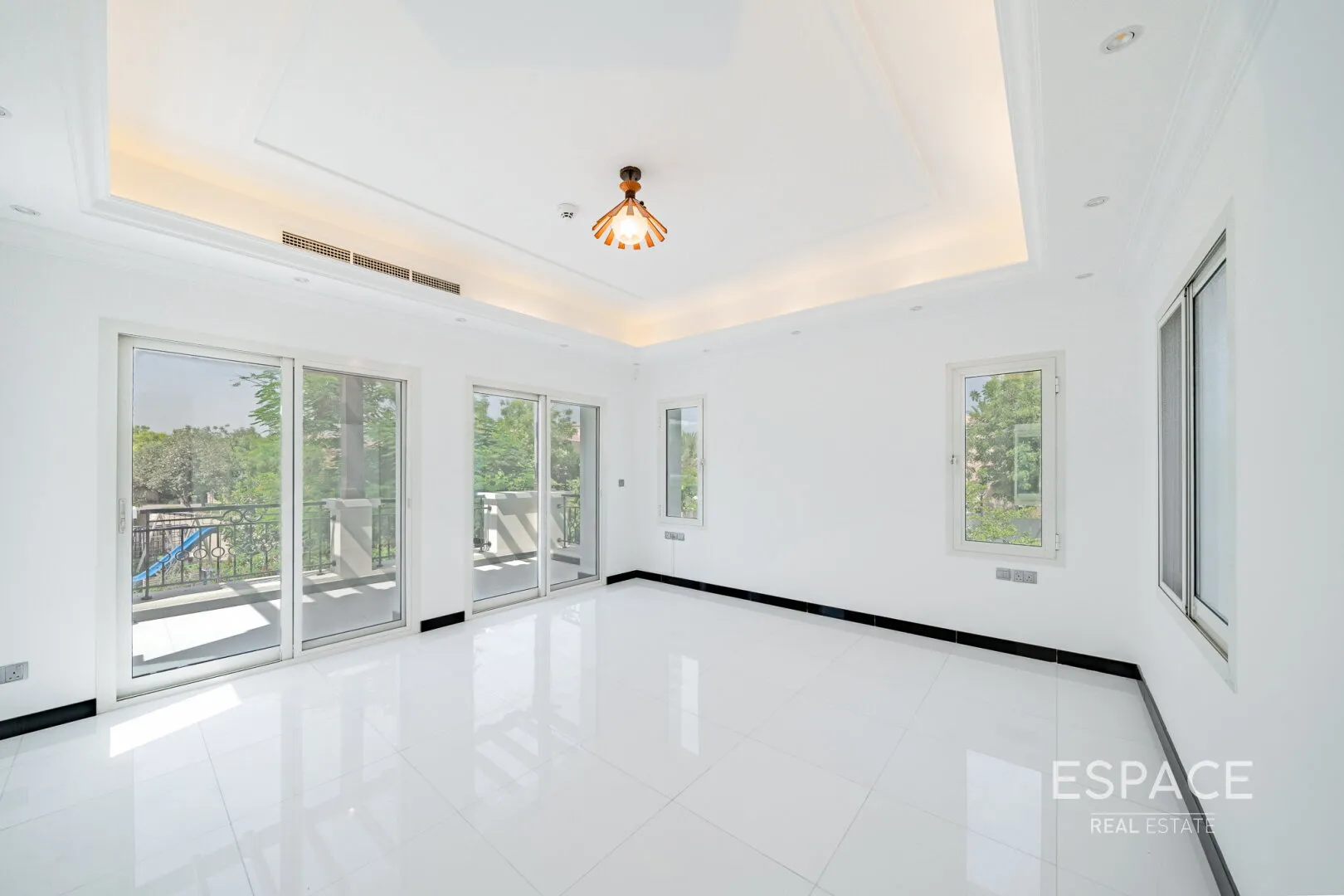 single static gallery