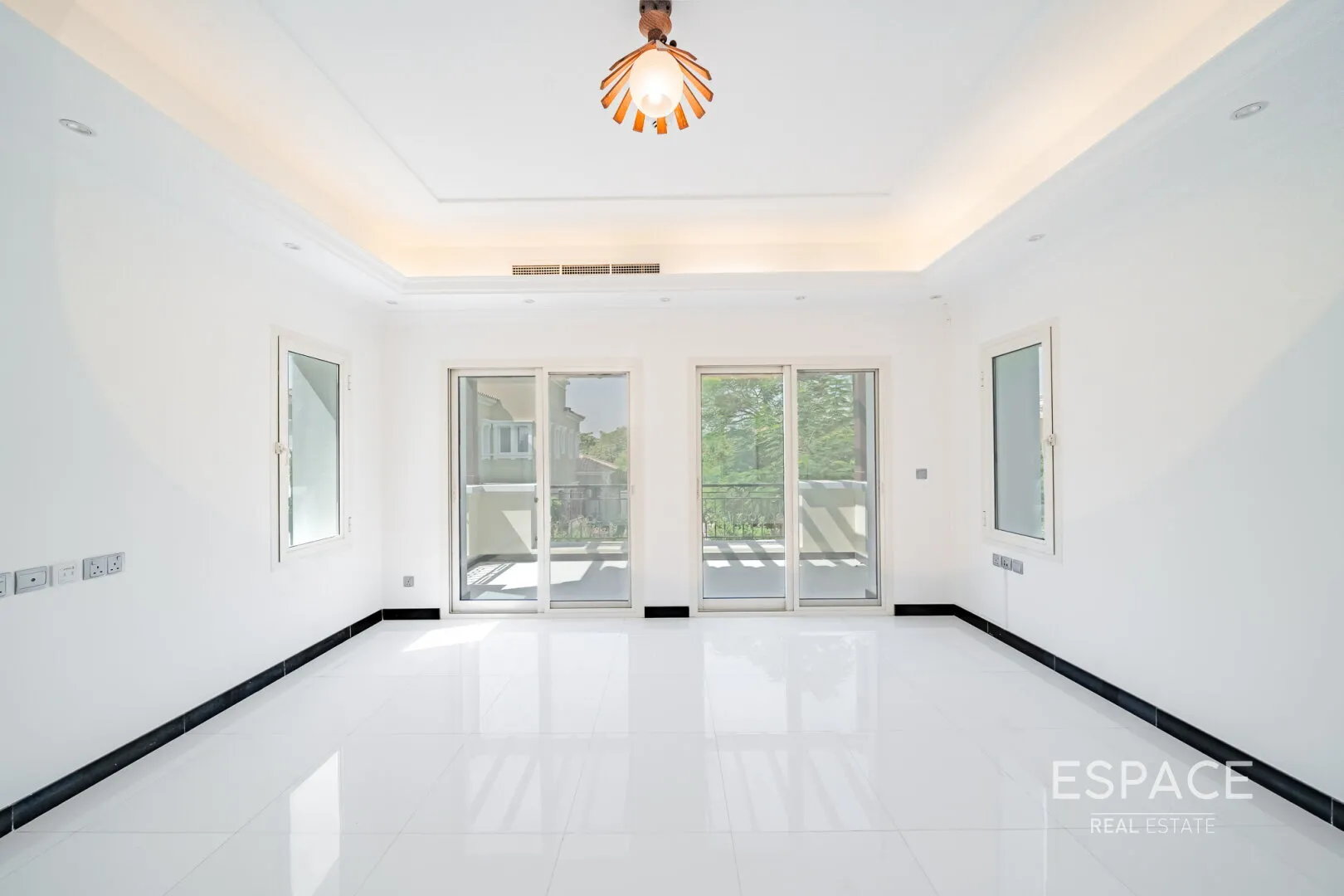 single static gallery