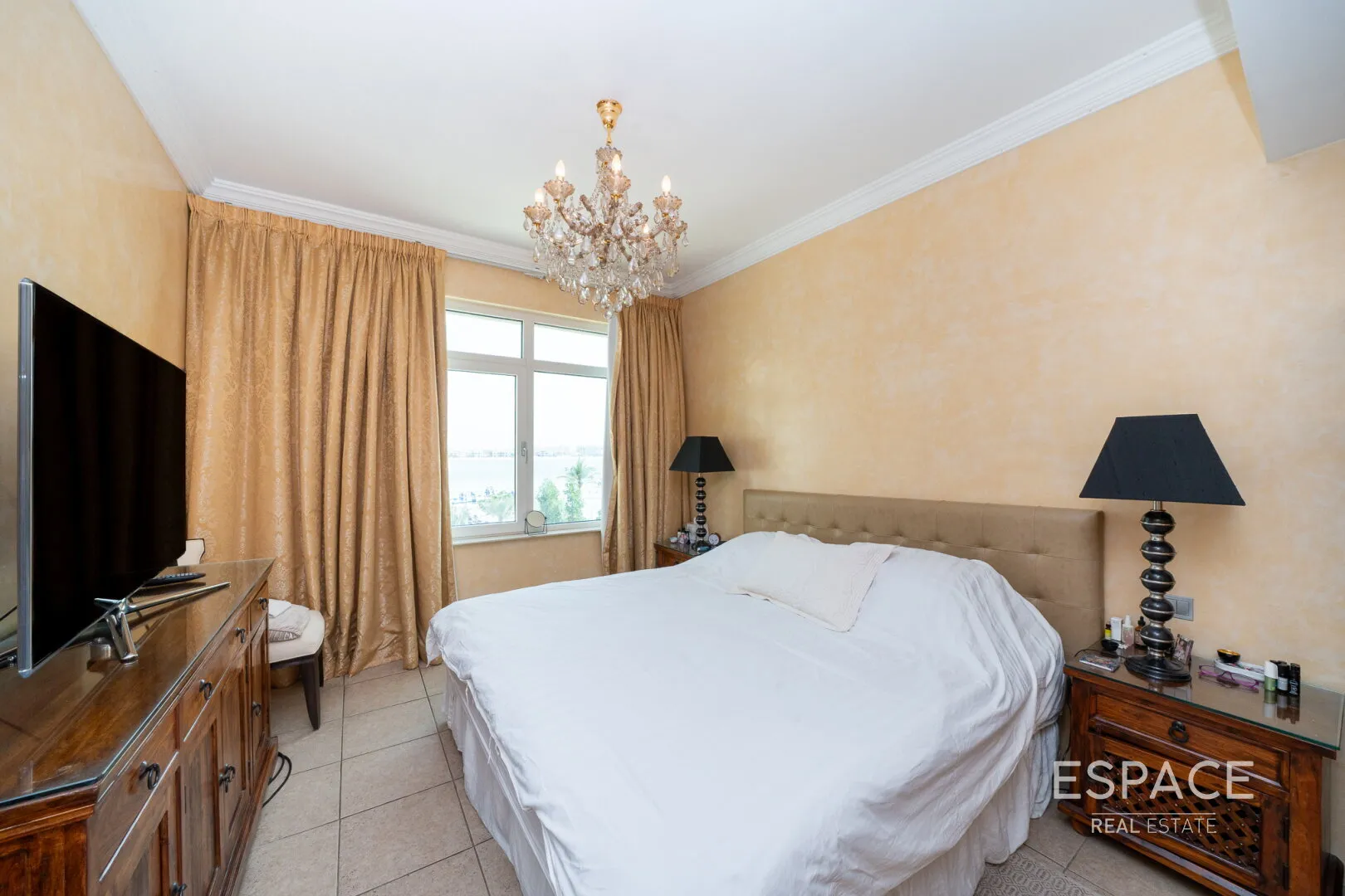 PropertiesGalleryCamera