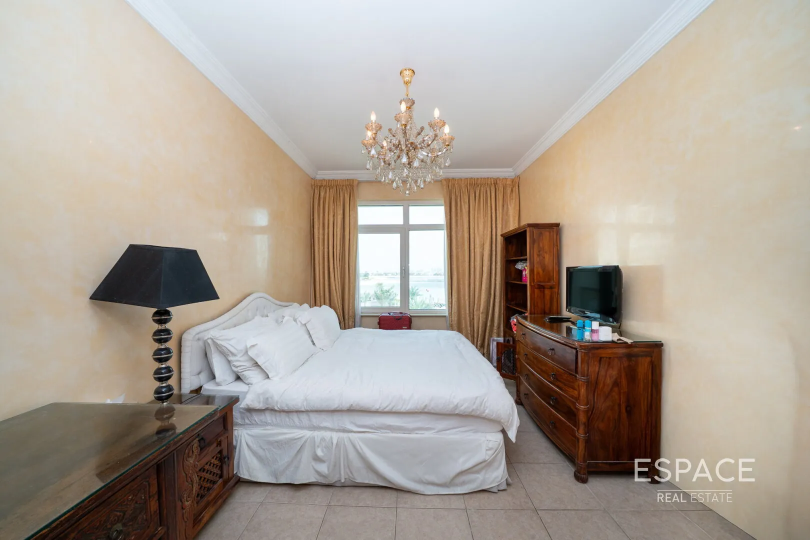 PropertiesGalleryCamera
