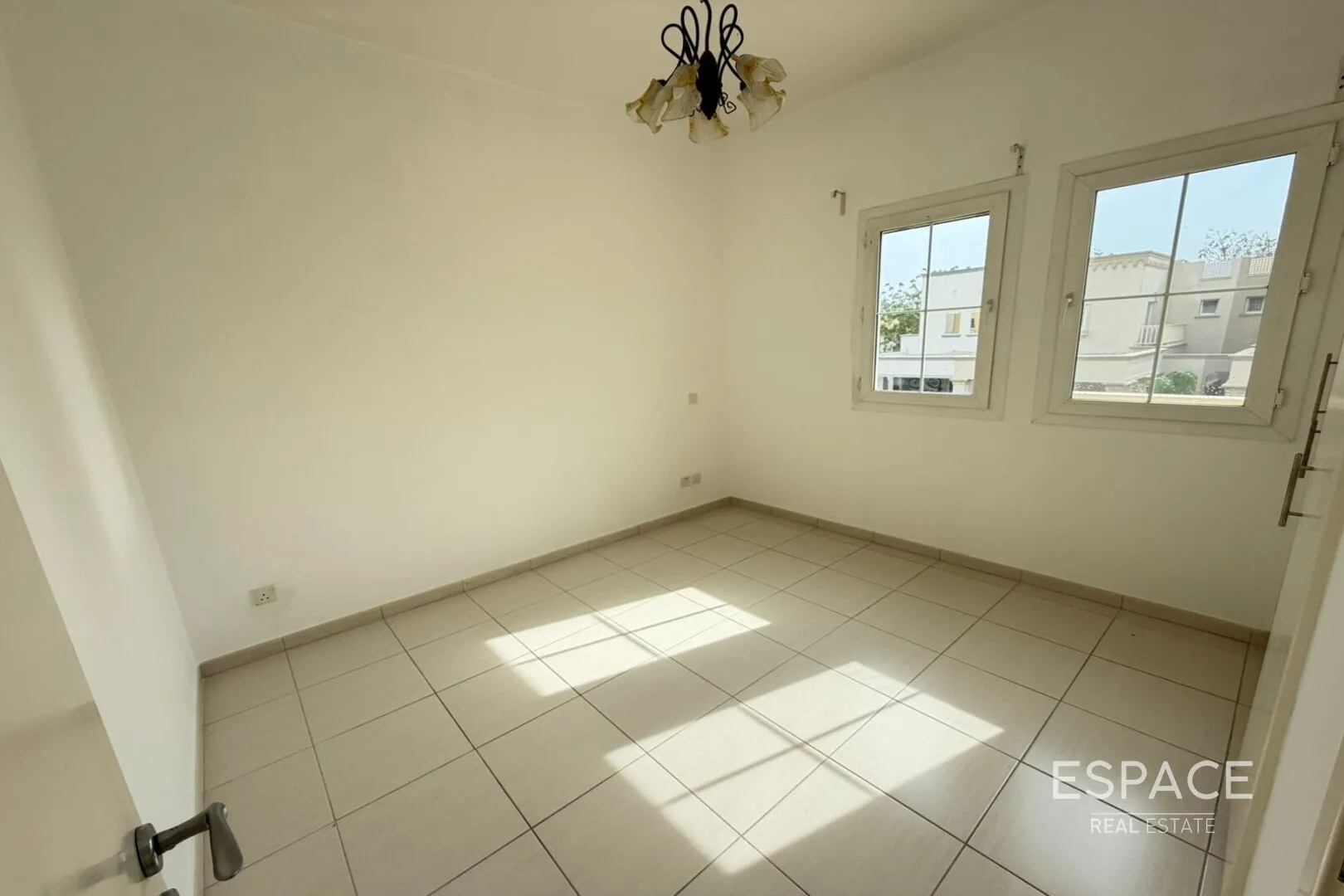 single static gallery