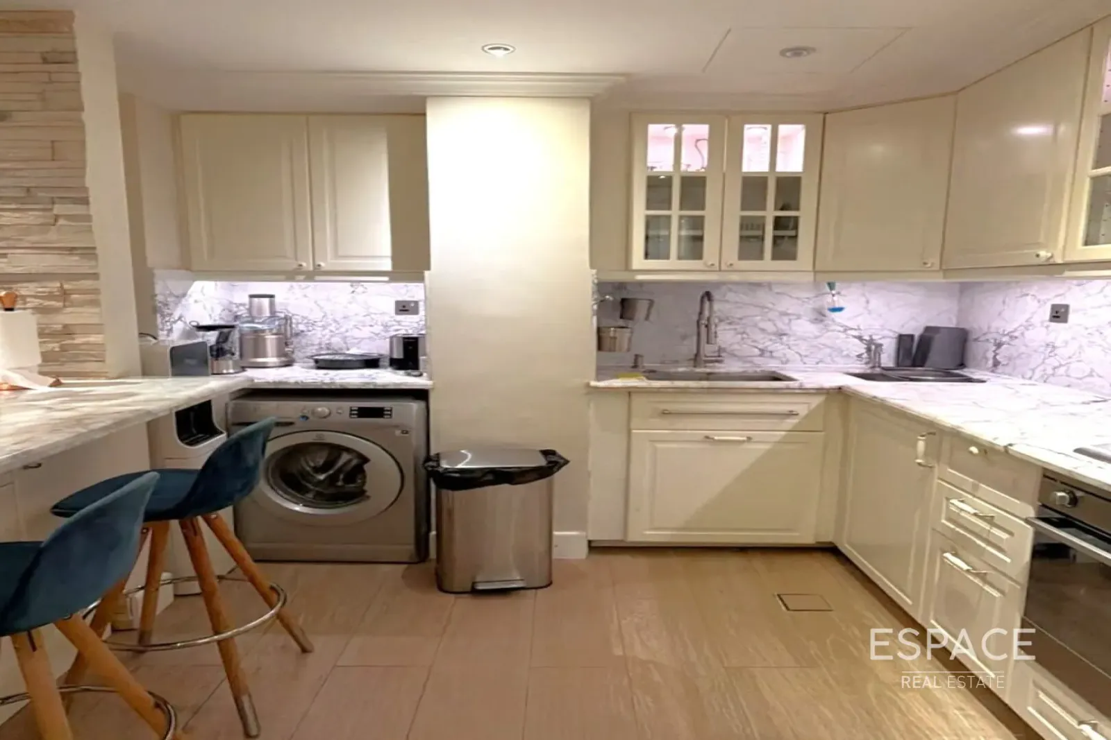 PropertiesGalleryCamera