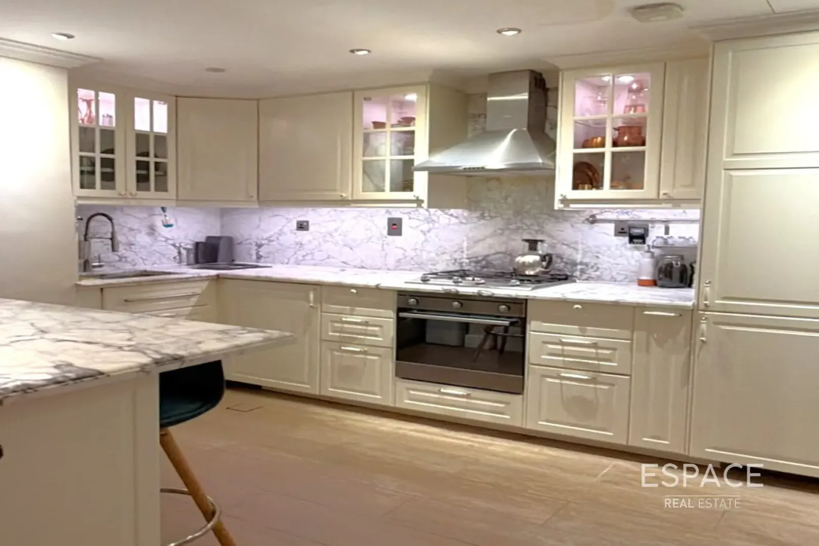 PropertiesGalleryCamera