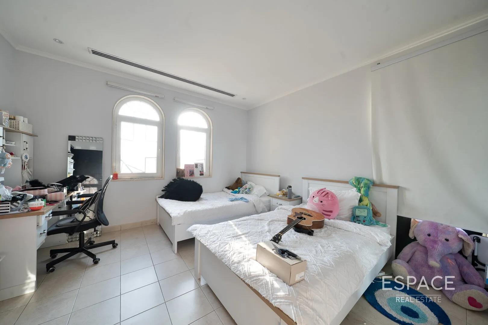 PropertiesGalleryCamera